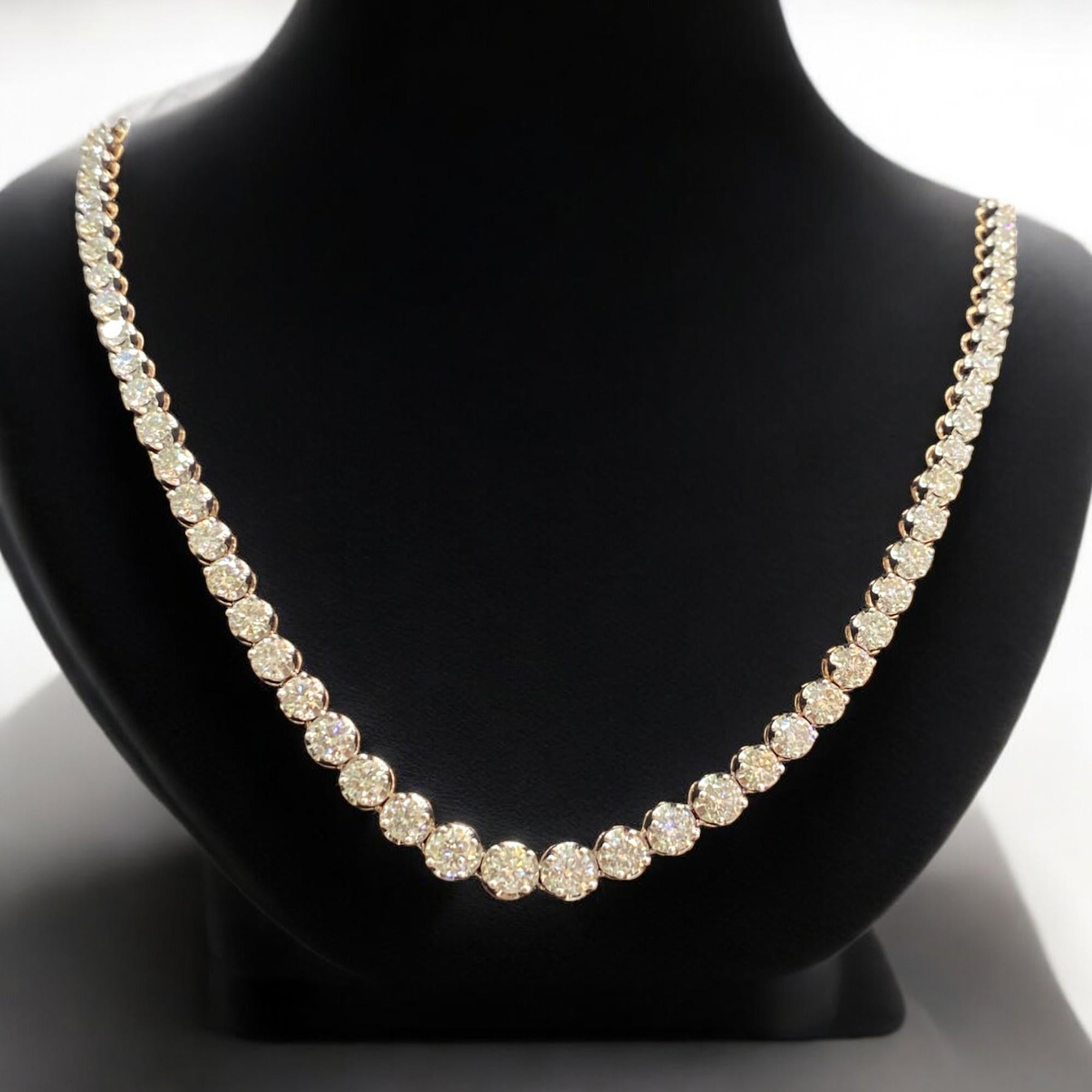 Contemporain IGI Certified 6.60 Cts Round Brilliant Cut G-VS1 Diamonds Necklace 14K Rose Gold en vente