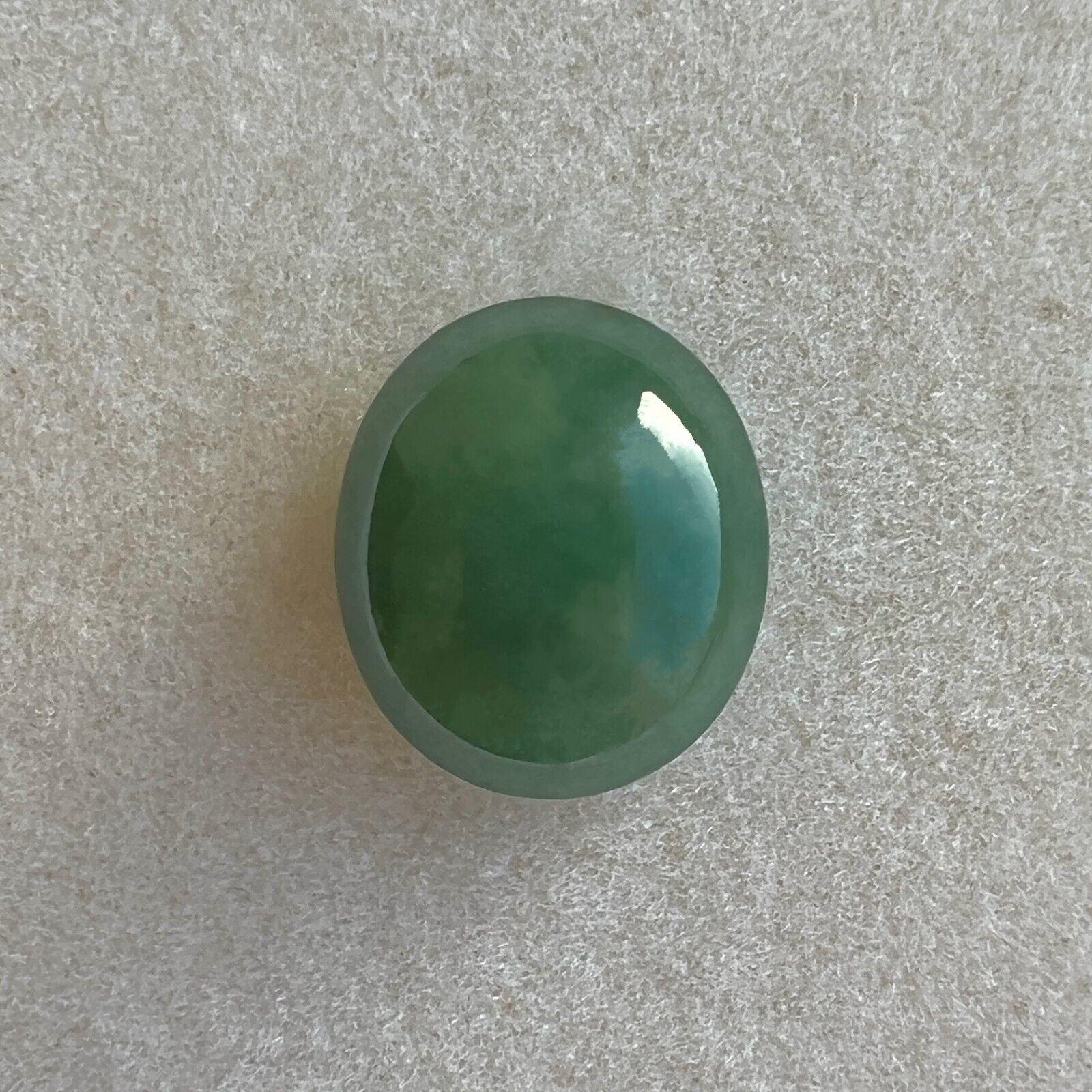 IGI Certified 6.67Ct Natural Green Jadeite Jade 'A' Grade Oval Cabochon Gem Neuf - En vente à Birmingham, GB