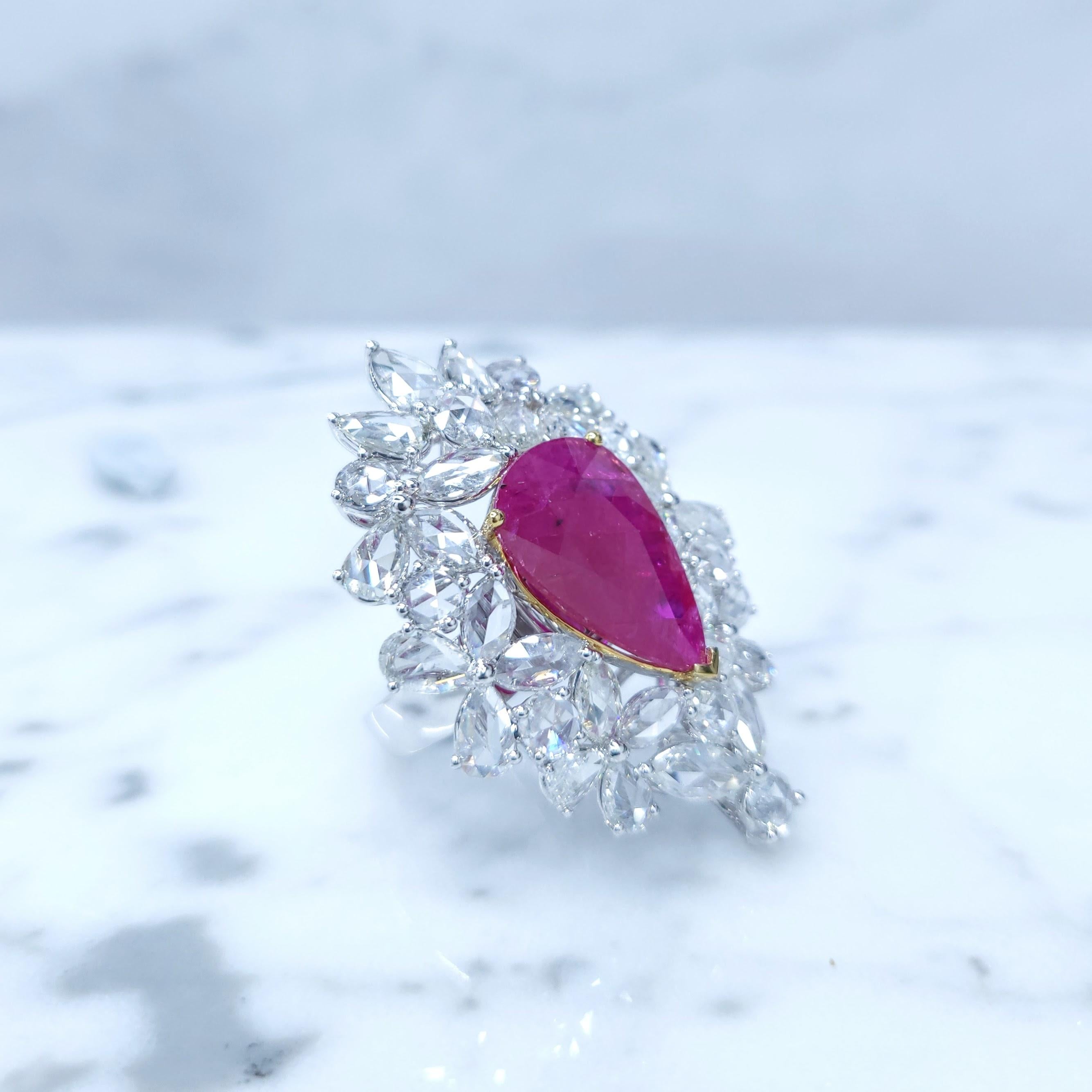 IGI-zertifizierter 6,72 Karat Rubin & Diamant-Cluster-Ring-Anhänger mit 2 Arten im Angebot 1
