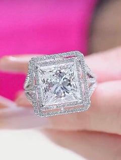 IGI Certified 7.00 Carat Diamond 18k Gold Solitaire Ring