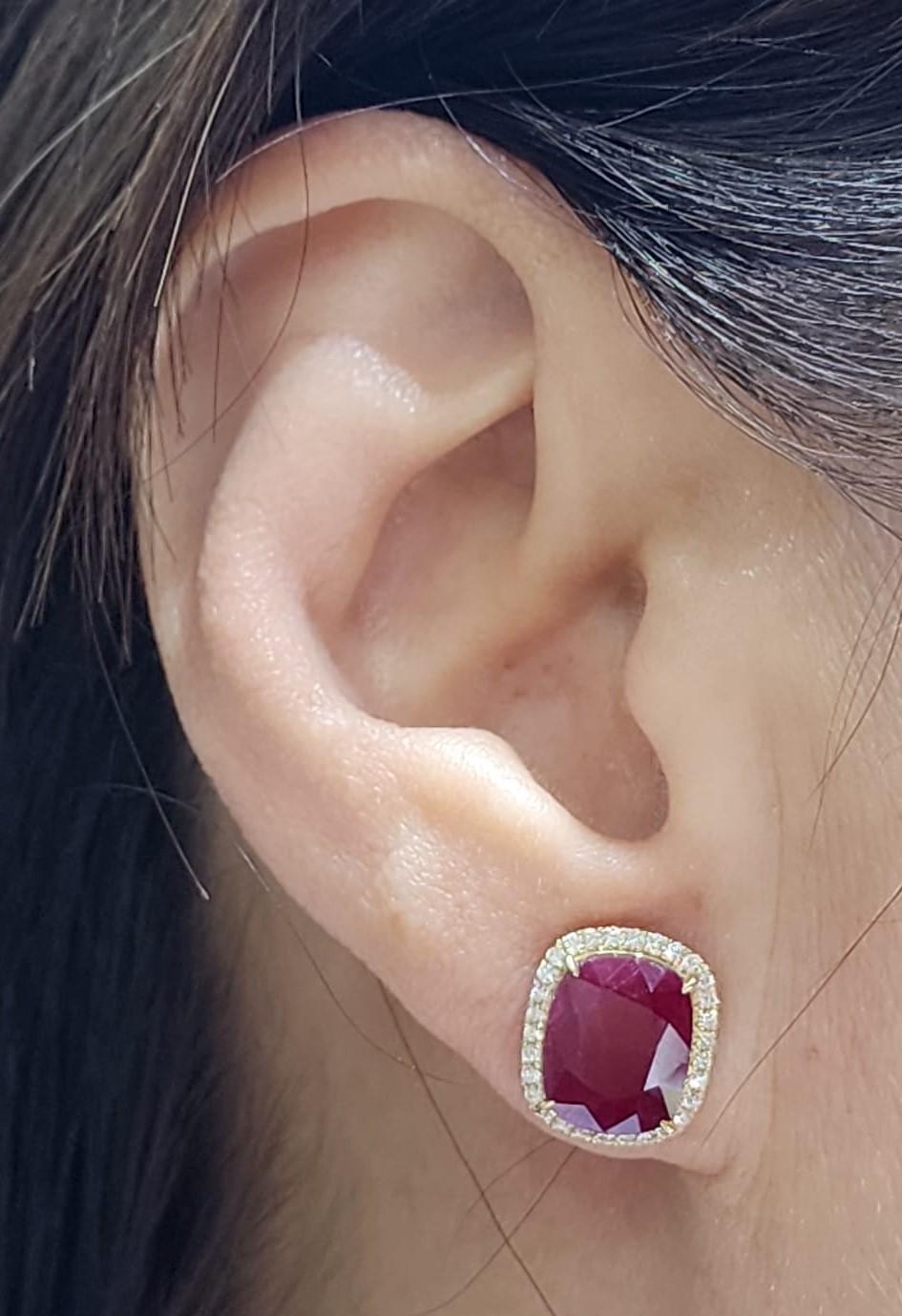 Contemporary IGI Certified 7.10 Carat Natural Ruby Diamond Stud Earrings For Sale