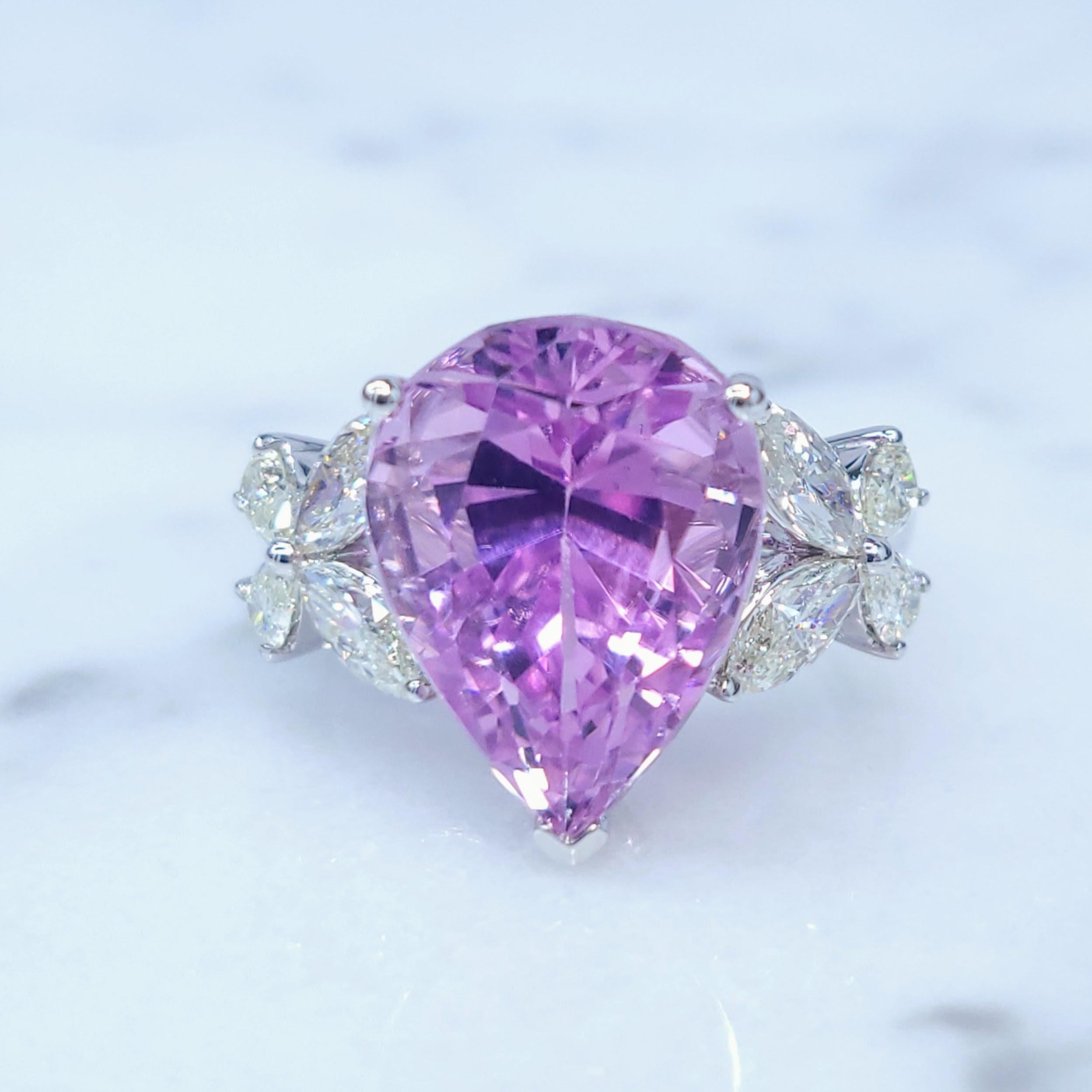 IGI Certified 7.90 Carat Kunzite & Diamond Ring in 18K White Gold For Sale 3