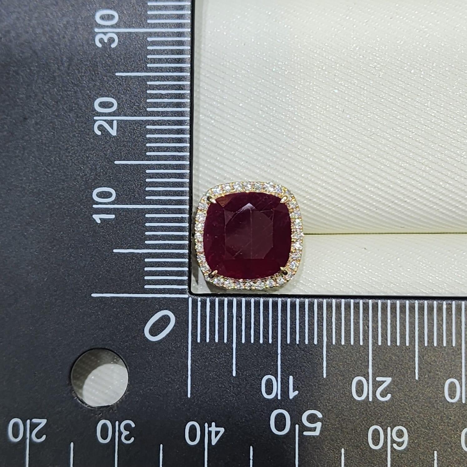 IGI Certified 8.29 Carat Natural Ruby Diamond Stud Earrings In New Condition For Sale In Hong Kong, HK