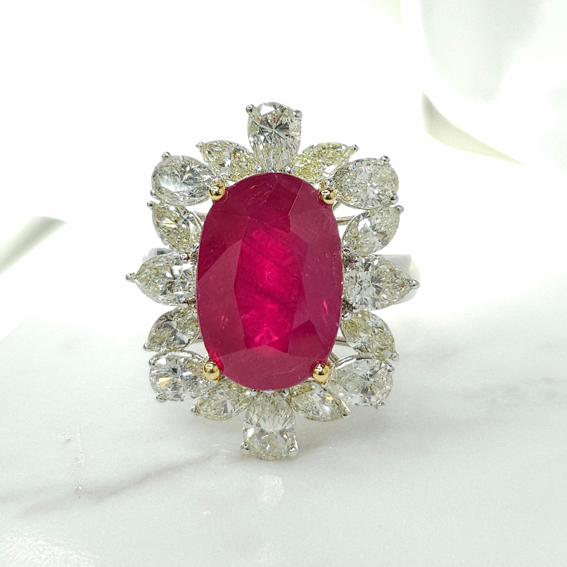 IGI Certified 8.31 Carat No Heat Burmese Ruby & Diamond Ring in 18K White Gold For Sale 2
