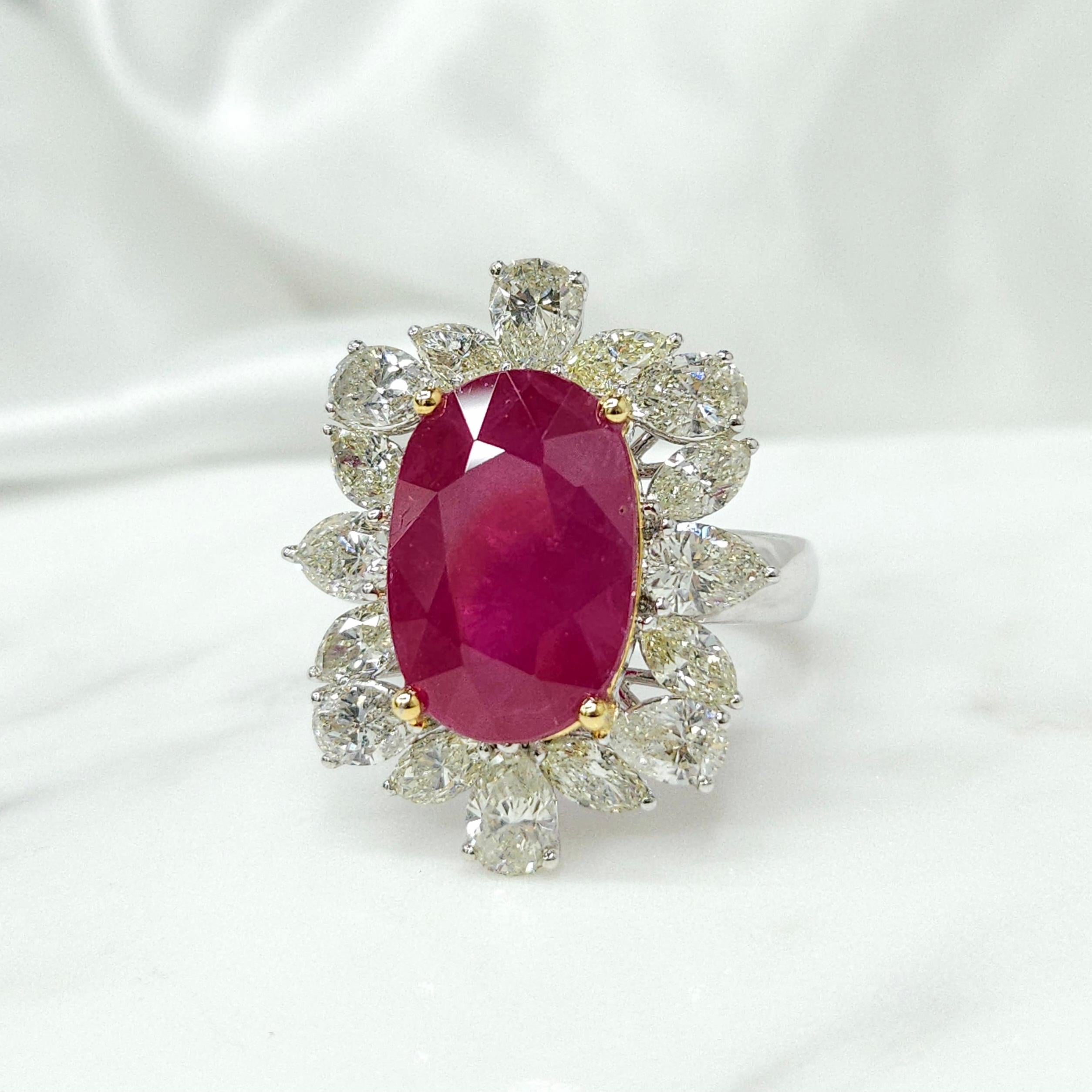 IGI Certified 8.31 Carat No Heat Burmese Ruby & Diamond Ring in 18K White Gold For Sale 3