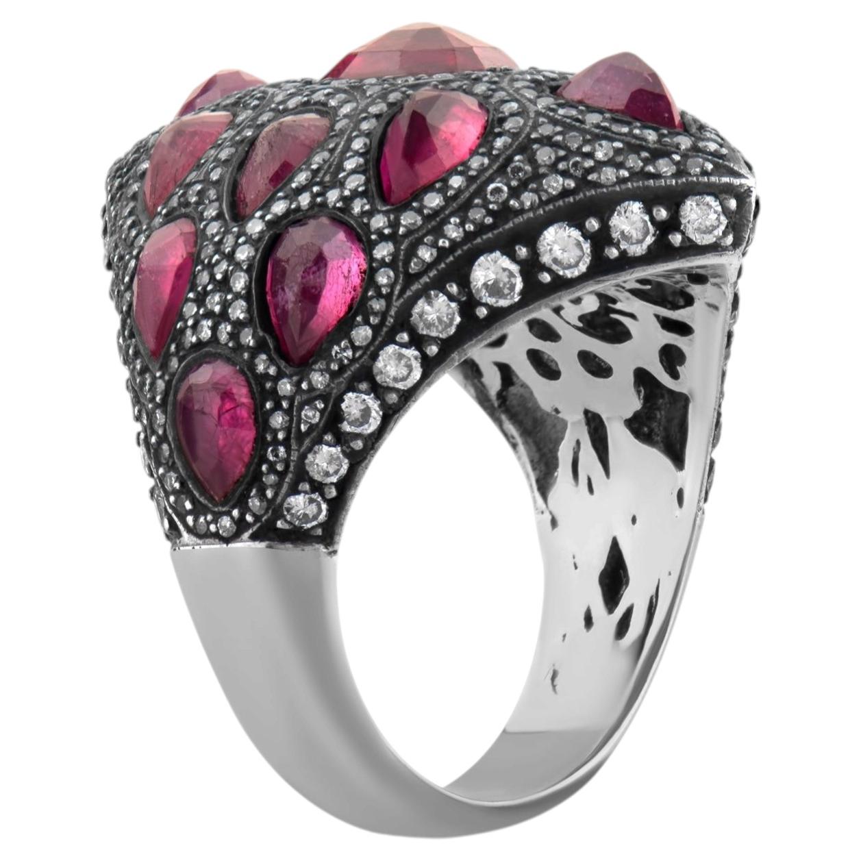 IGI Certified 8.40 Carat Natural Diamond and Ruby Statement Ring 8K Gold