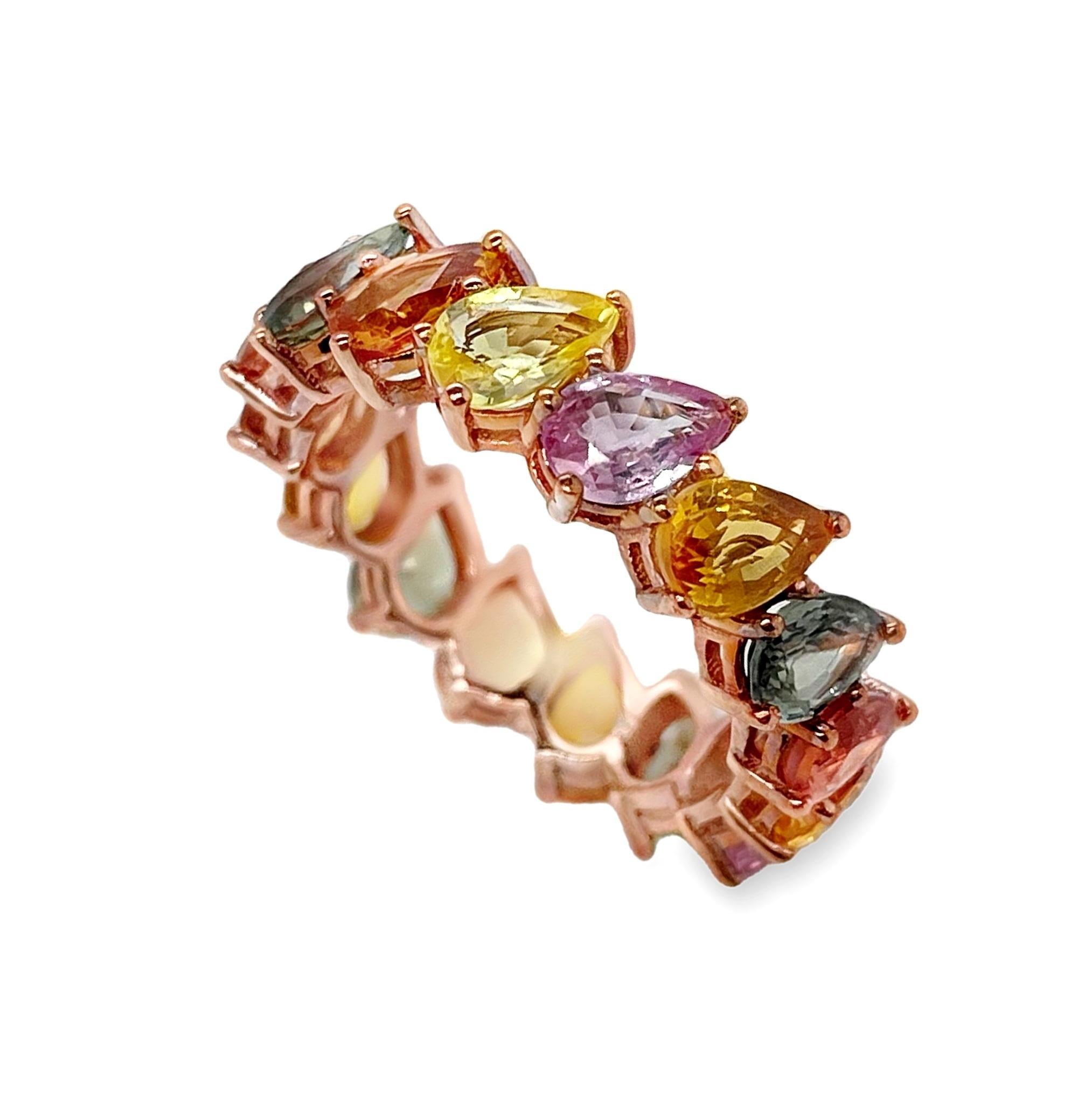 IGI Certified 8.43ct Natural Sapphires 14K Pink Gold Ring In New Condition For Sale In Hong Kong, HK