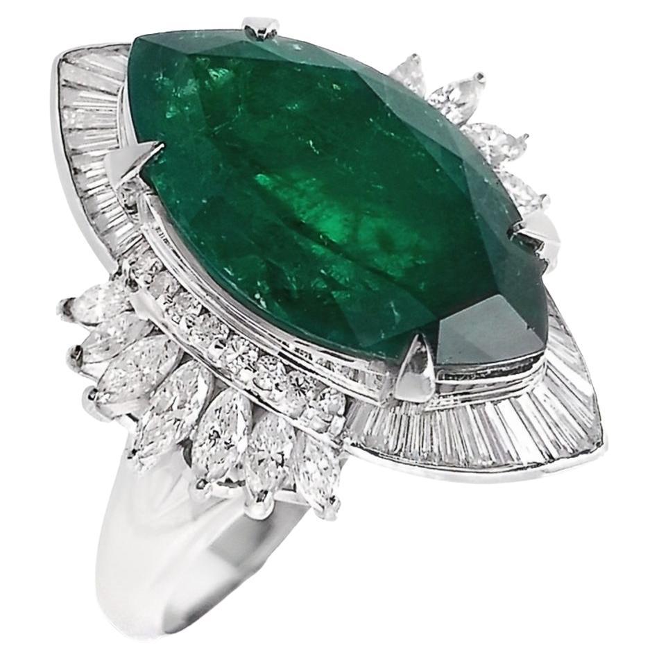 IGI Certified 8.53ct Fine Vivid Colombia Emerald 1.49ct Diamonds Platinum Ring For Sale