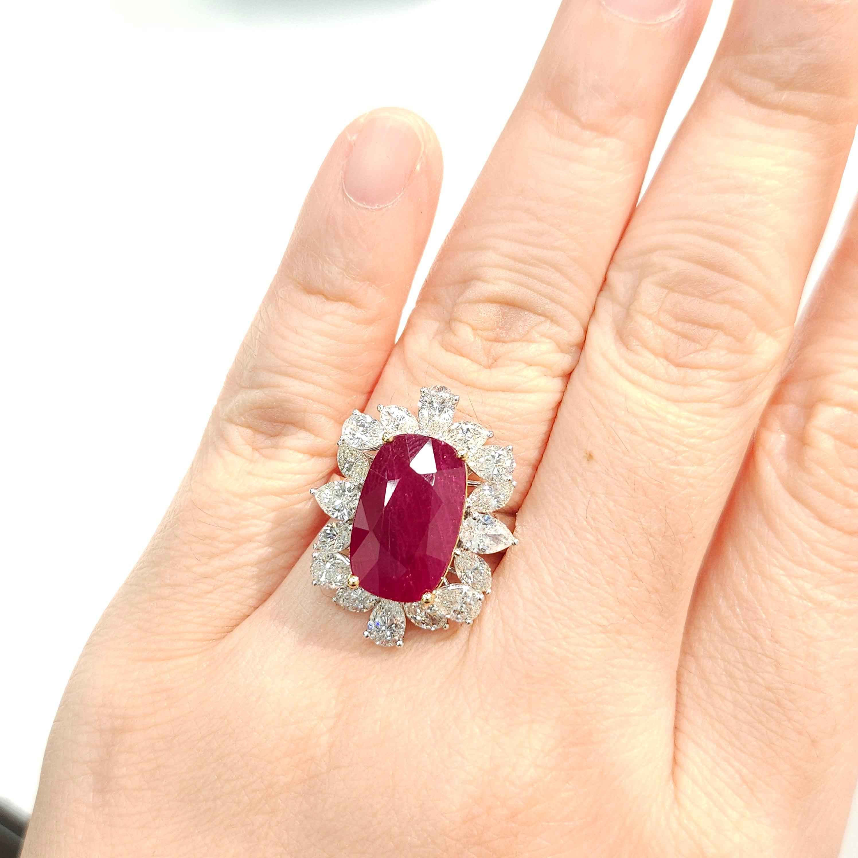 IGI Certified 8.75 Carat Ruby & 3.14 Carat Diamond Ring in 18K White Gold For Sale 10