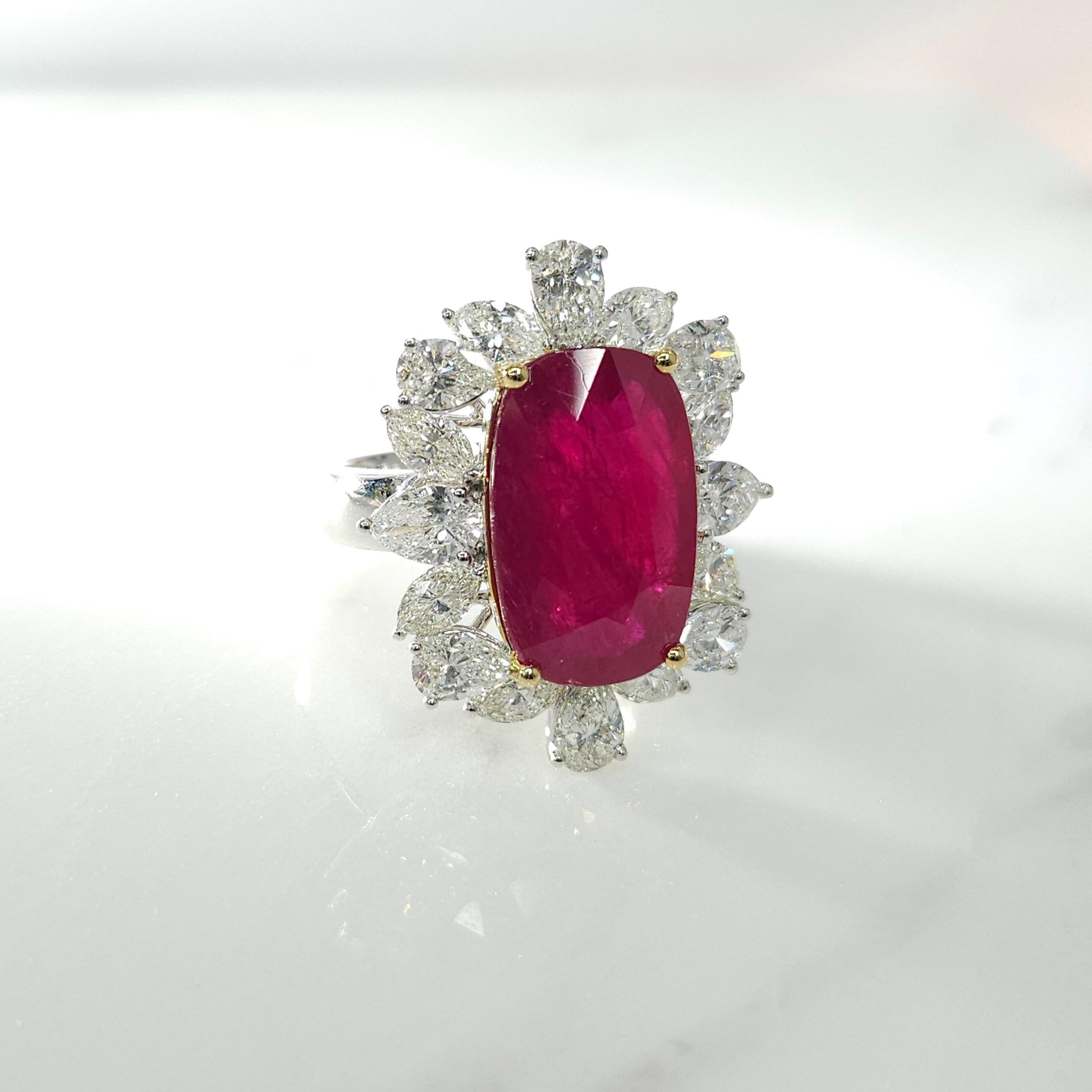 IGI Certified 8.75 Carat Ruby & 3.14 Carat Diamond Ring in 18K White Gold For Sale 2