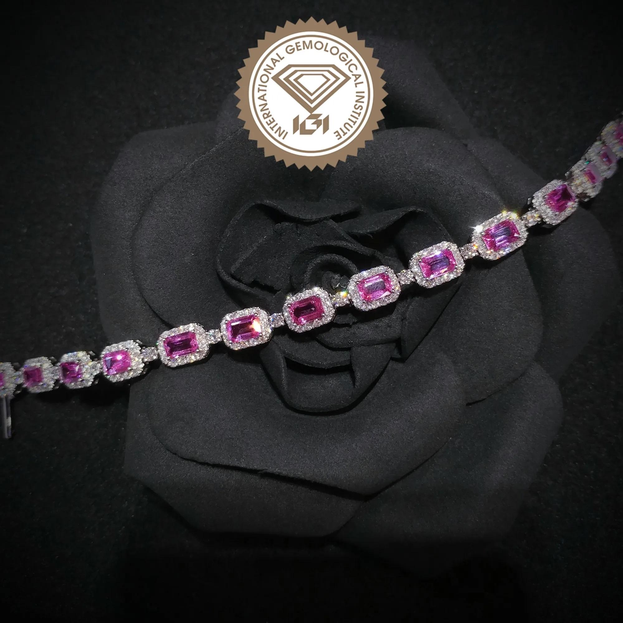 Modern IGI Certified 9.33 Carat Pink Sapphire & Diamond Bracelet in 18K White Gold For Sale