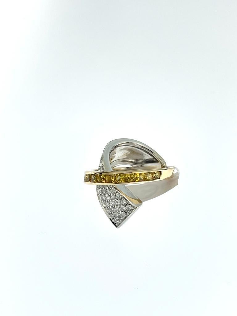 IGI Certified Alfieri and St. John Yellow Sapphires and Diamonds Gold Ring For Sale 1