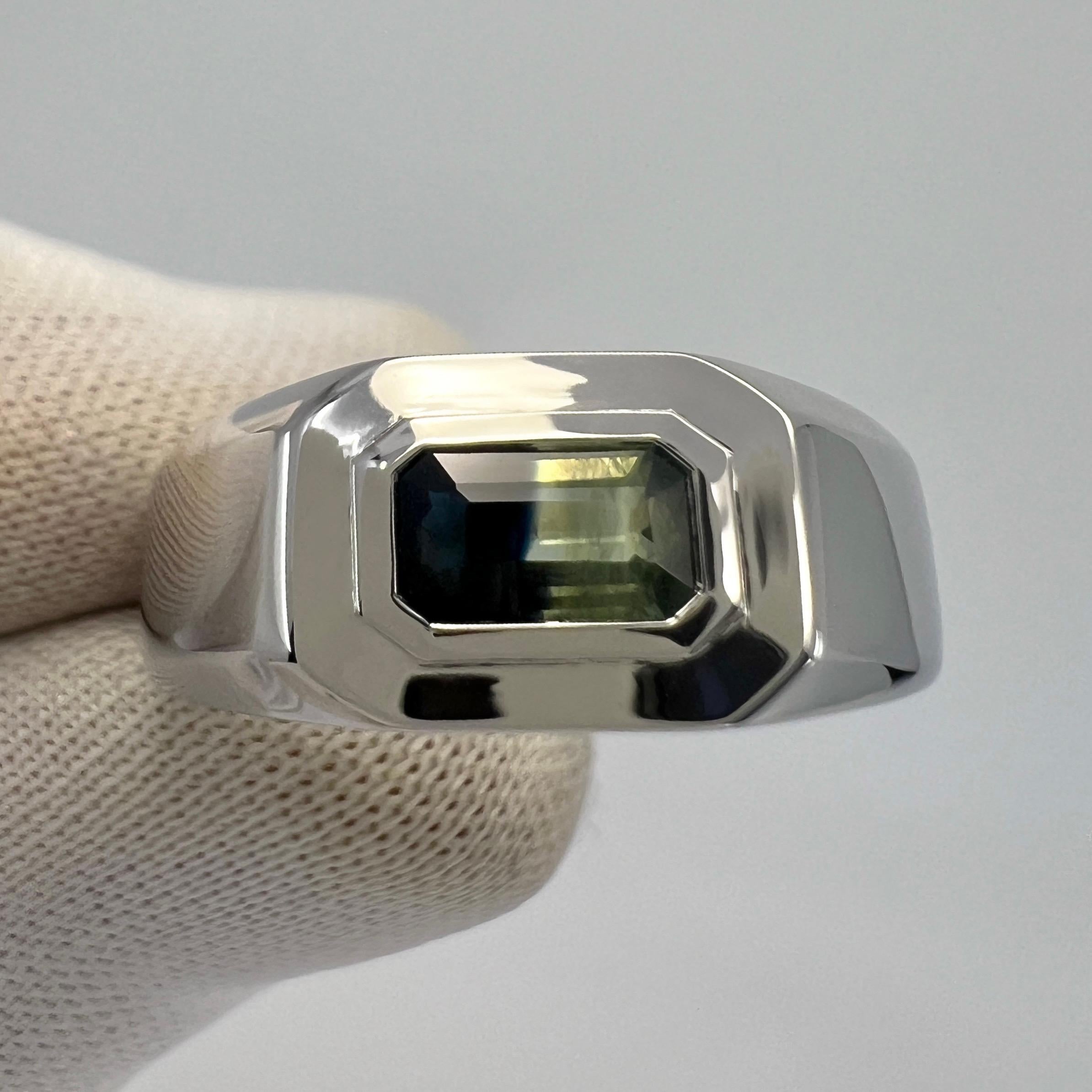 IGI Certified Bi Colour Blue Yellow Sapphire Emerald Cut 18k Gold East West Ring In New Condition For Sale In Birmingham, GB