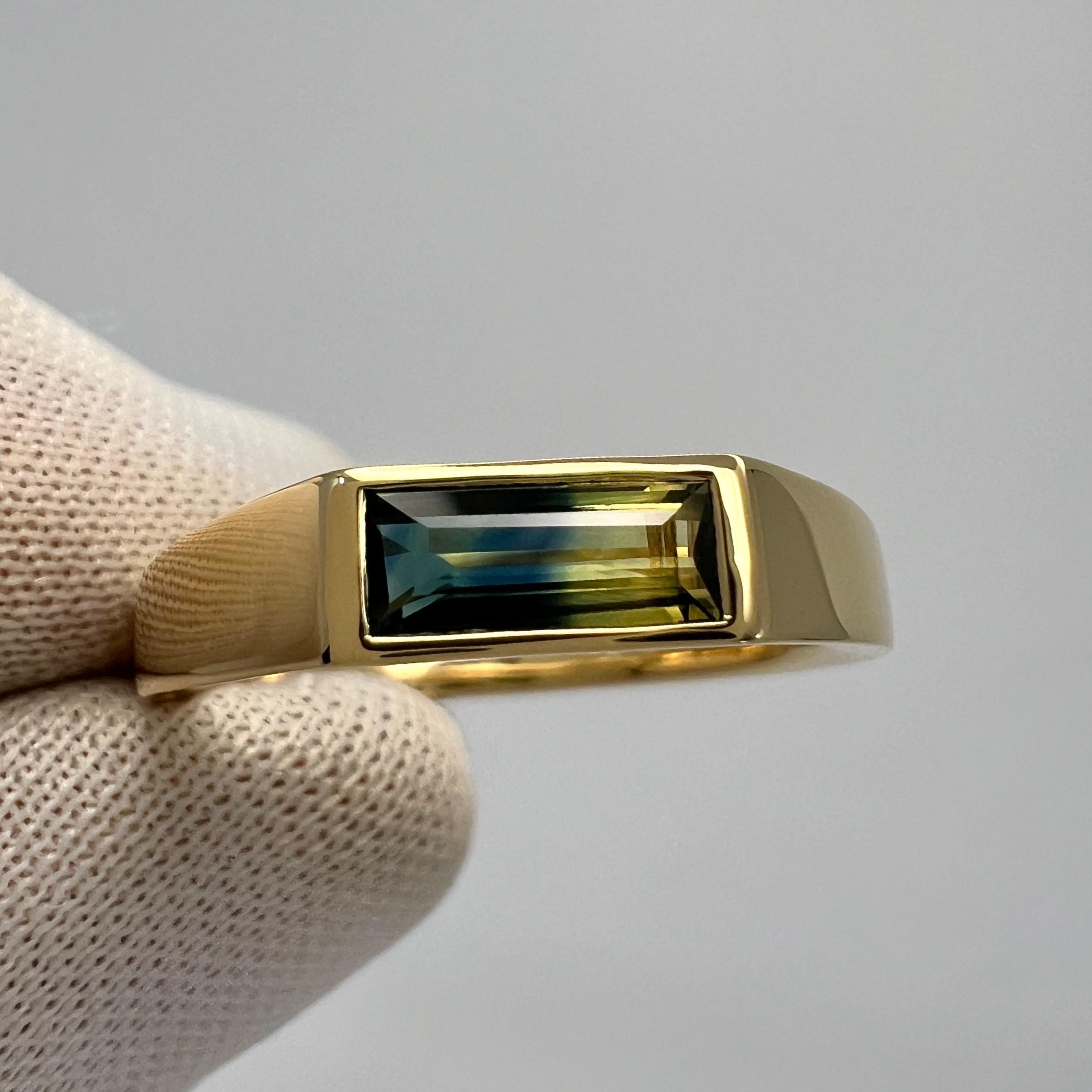 IGI Certified Bi Colour Yellow Blue Sapphire Baguette 18k Gold East West Ring In New Condition For Sale In Birmingham, GB