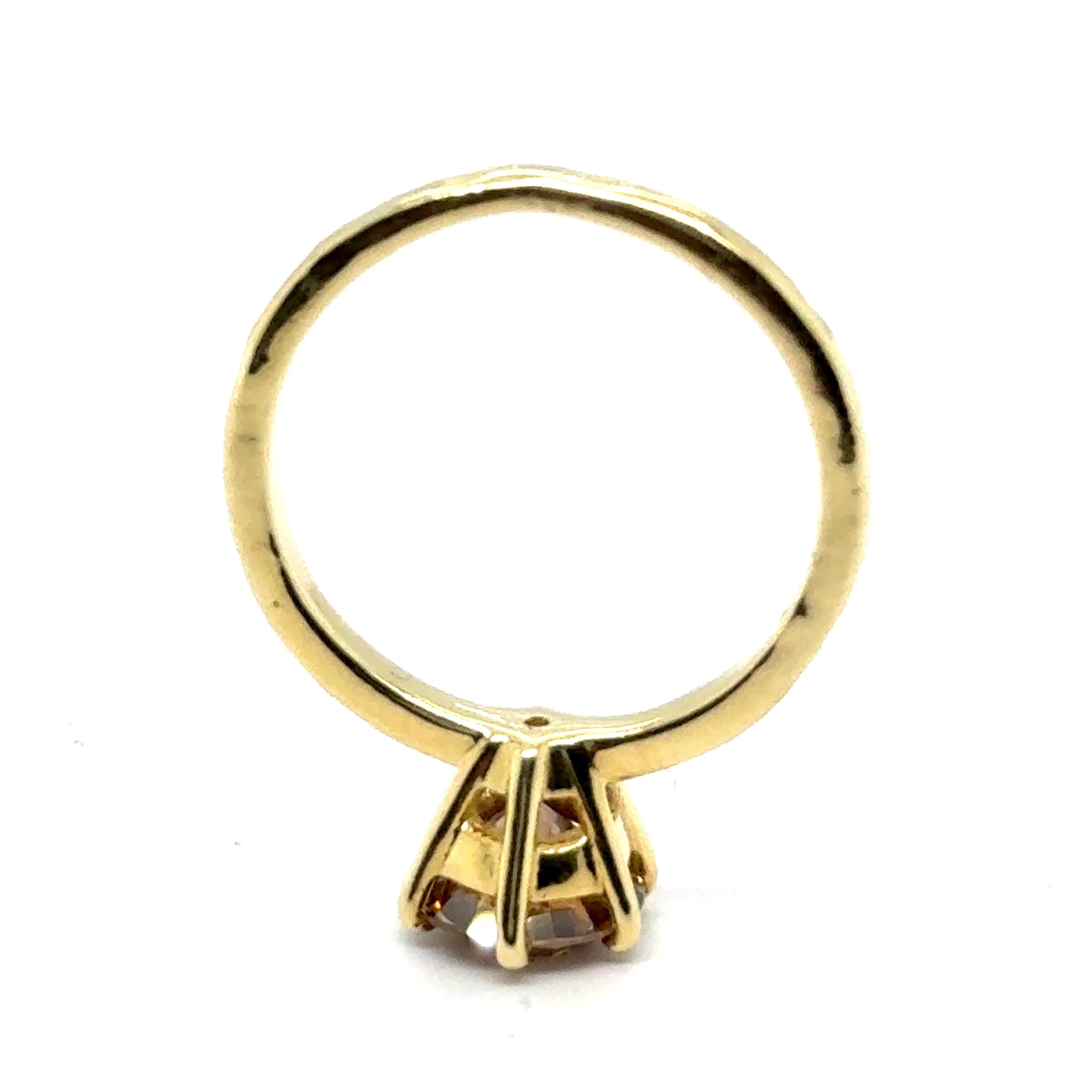 IGI Certified Brown Diamond Ring in 14 Karat Yellow Gold For Sale 4