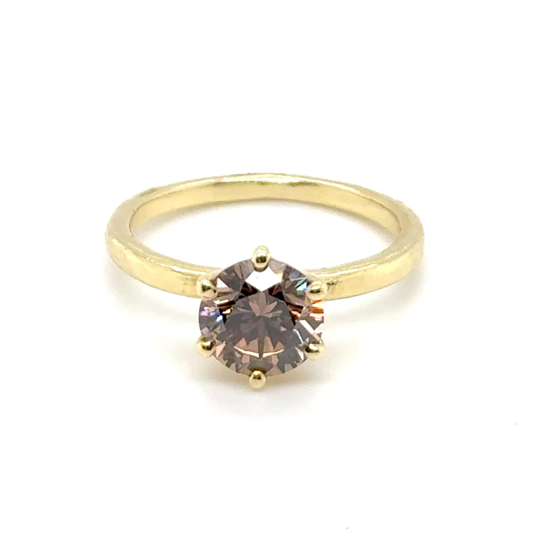 IGI Certified Brown Diamond Ring in 14 Karat Yellow Gold For Sale 5