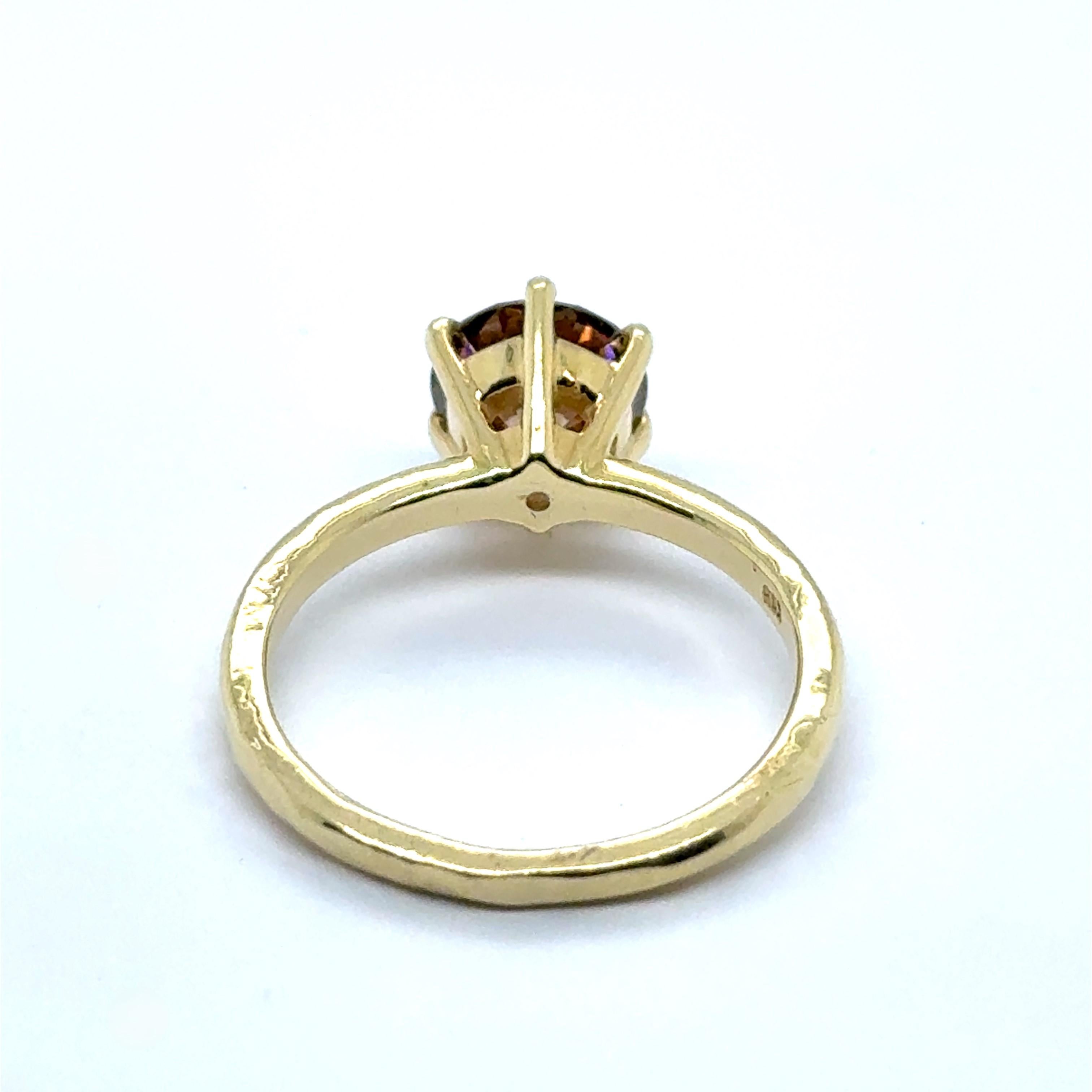 IGI Certified Brown Diamond Ring in 14 Karat Yellow Gold For Sale 2