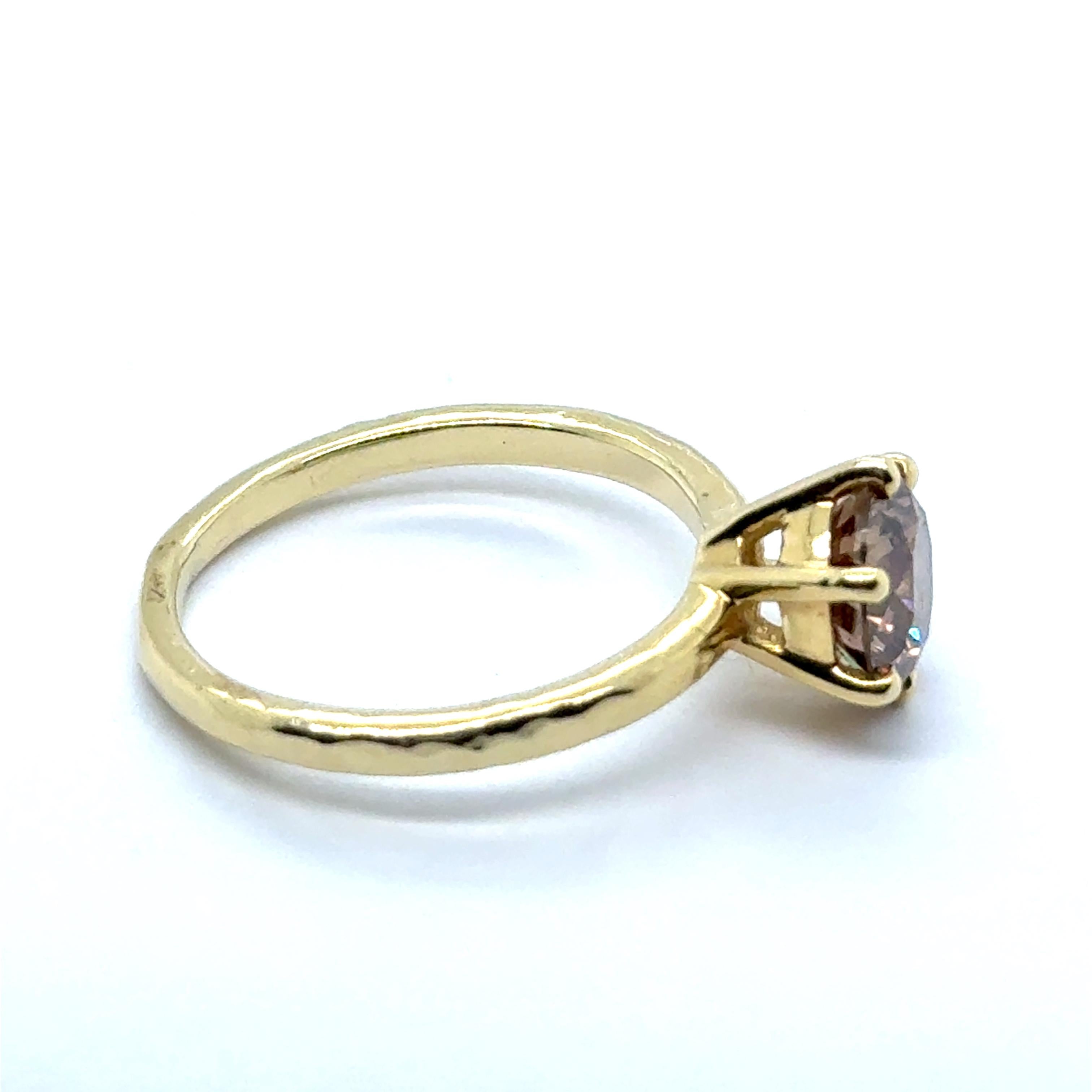 IGI Certified Brown Diamond Ring in 14 Karat Yellow Gold For Sale 3