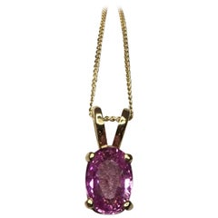 IGI Certified Ceylon Pink Sapphire 18 Karat Gold Solitaire Pendant Necklace