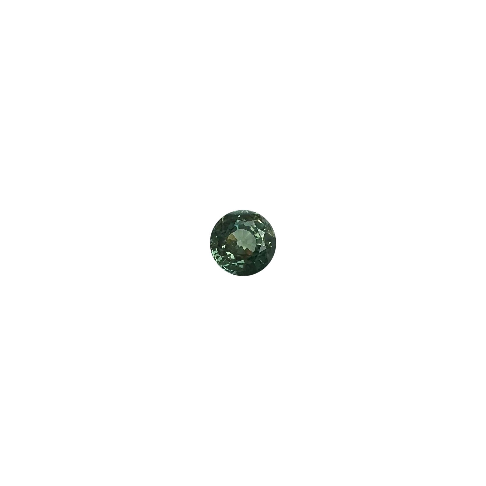 IGI Certified Colour Change Green Sapphire 0.90ct Untreated Round Cut Unheated For Sale