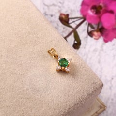 IGI Certified Diamond Natural Emerald Floral Pendant Hallmark 18K Gold