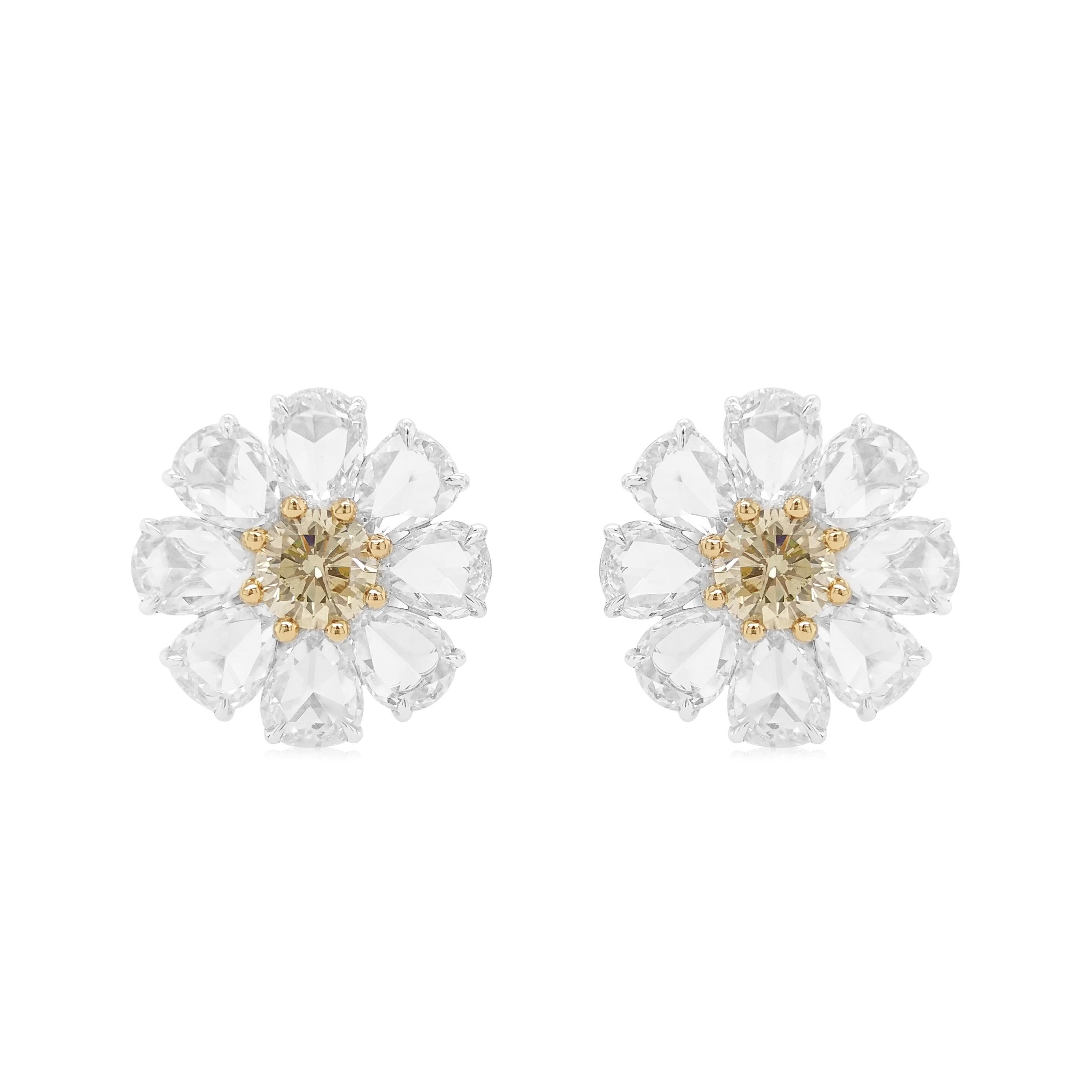 Contemporary IGI Certified Fancy Yellow Diamond 18k Gold Floral Earrings For Sale