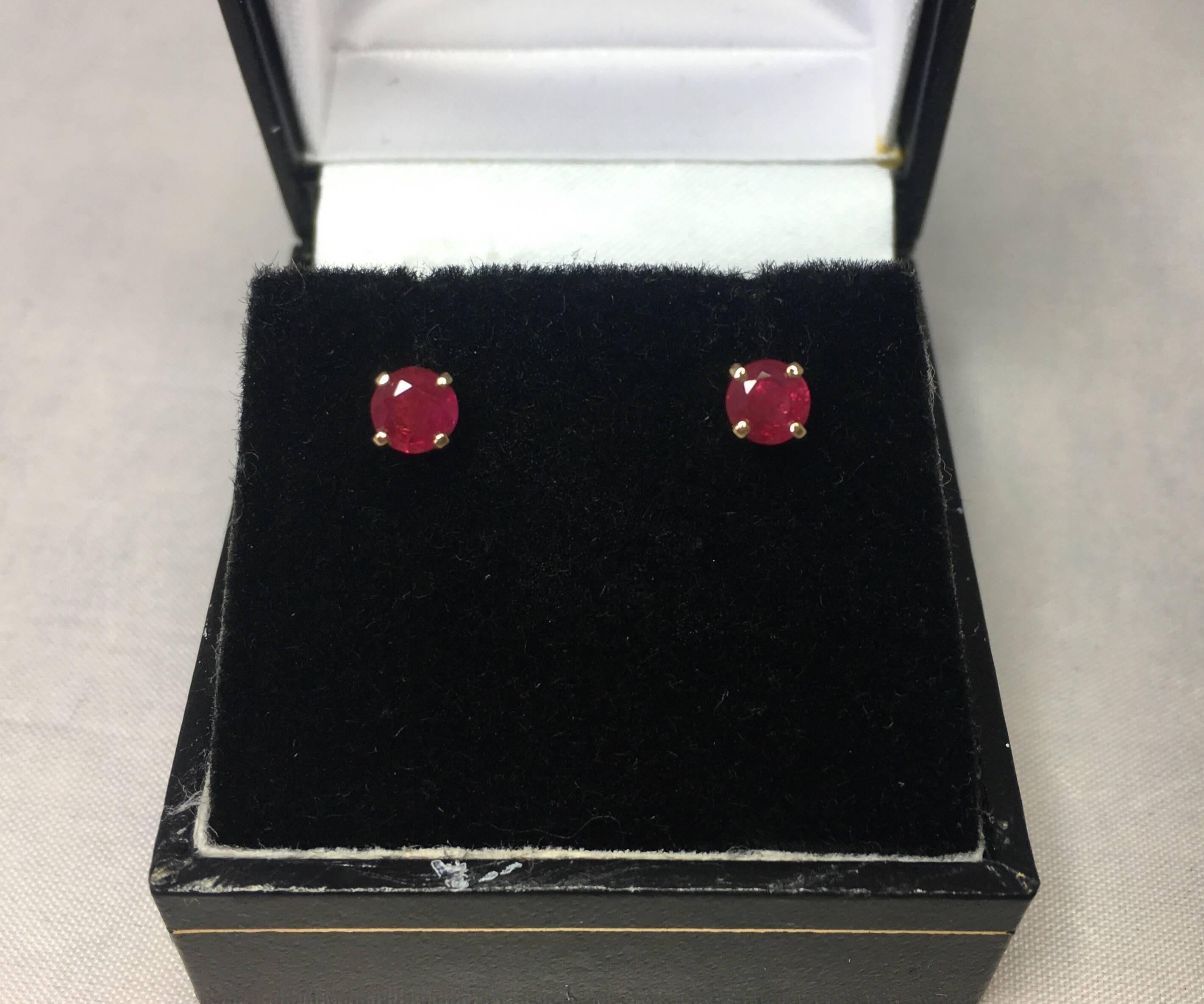 red earrings studs