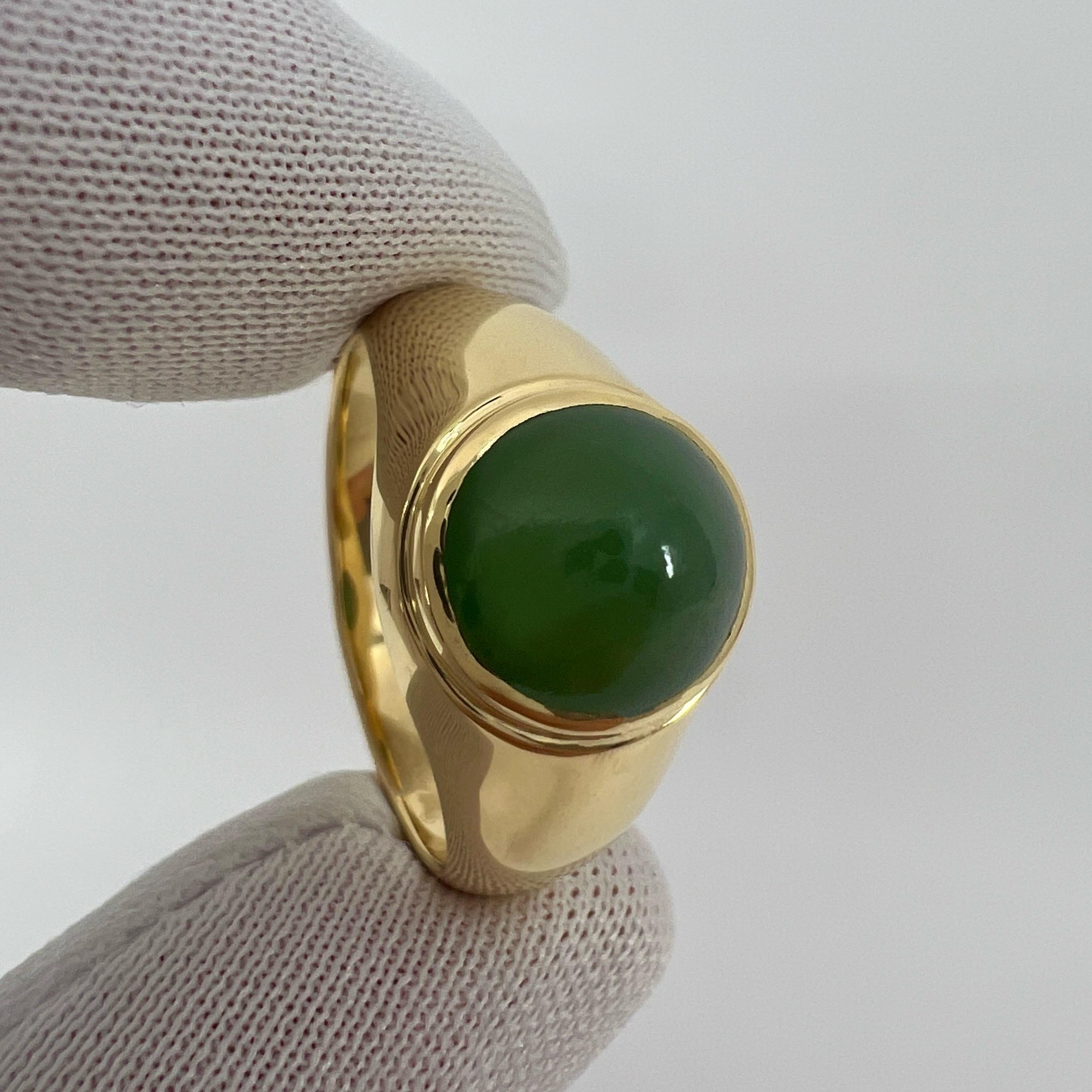 Bague signée IGI en or jaune 18 carats, jadéite ovale de qualité A, non traitée en vente 2