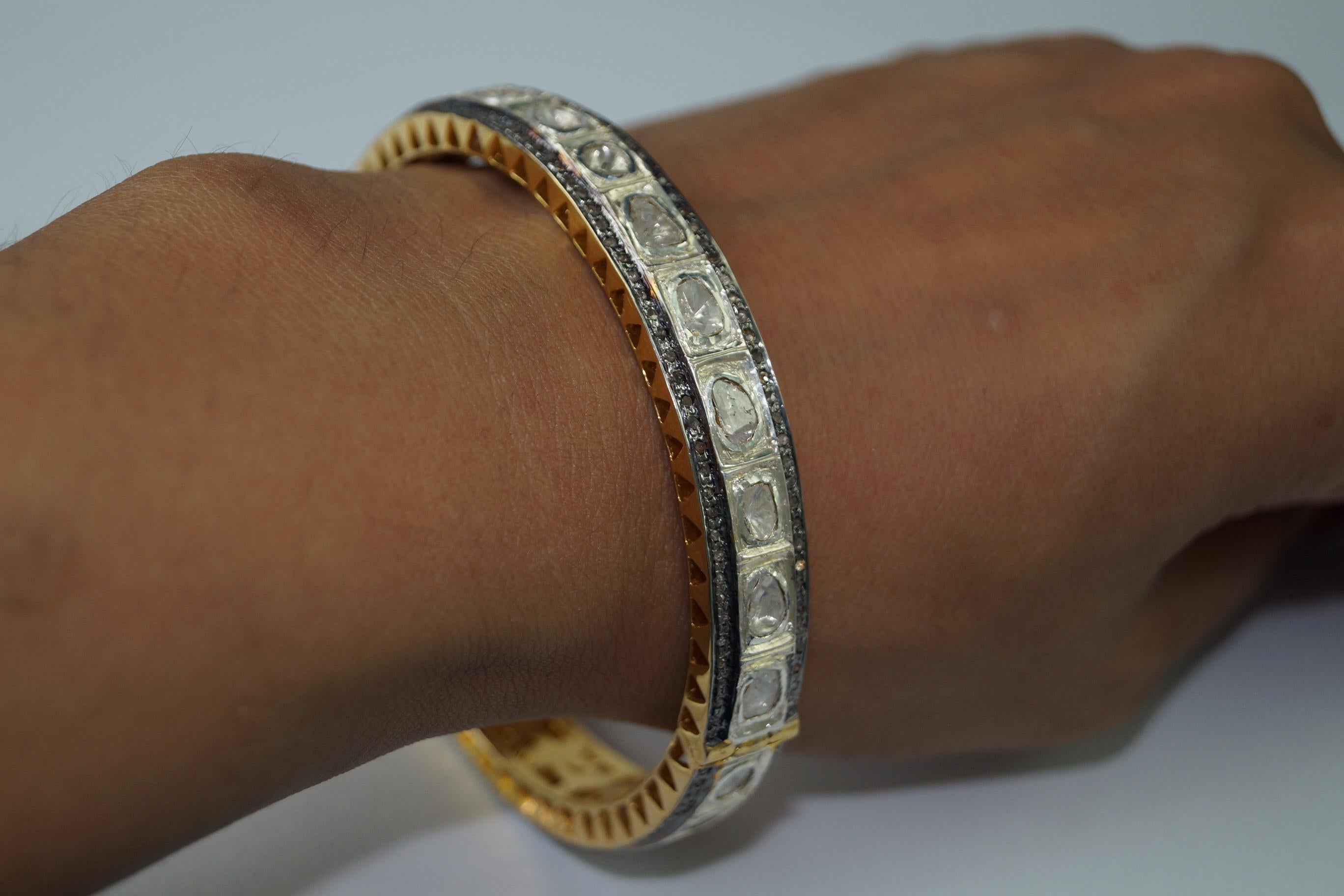 Bracelet en argent sterling et plaqué or jaune avec diamants naturels certifiés IGI en vente 4