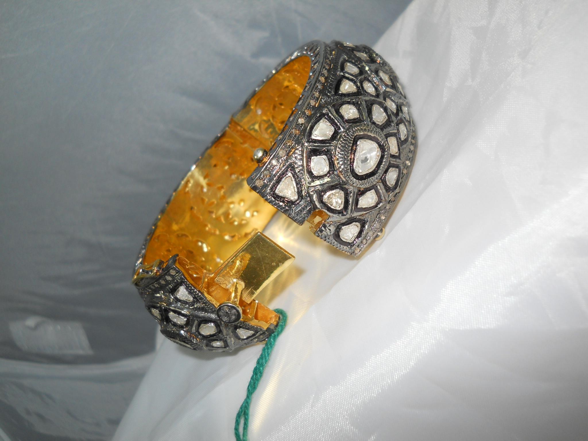 IGI-zertifiziertes Sterlingsilber-Armband mit natürlichen Diamanten und Gelbgoldbeschichtung für Damen oder Herren im Angebot