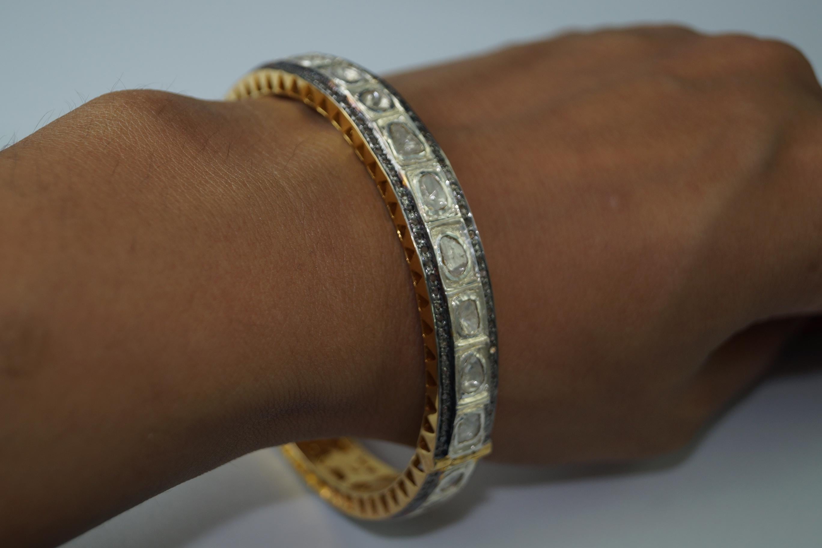 Bracelet en argent sterling et plaqué or jaune avec diamants naturels certifiés IGI en vente 3