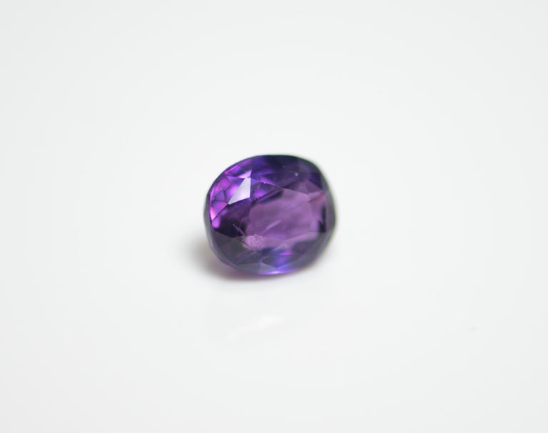 Healing Benefits of Purple Sapphire :

The purple sapphire is believed to bring the wisdom of spiritual awakening. Its splendid energies will help the wearer in reducing unnecessary worries and open up the crown chakra - the source of spirituality.