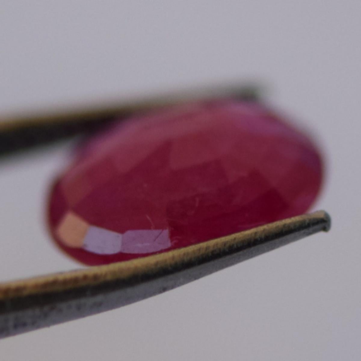IGI Certified Natural Ruby of 1.89 Carat In New Condition For Sale In Vadgam, GJ
