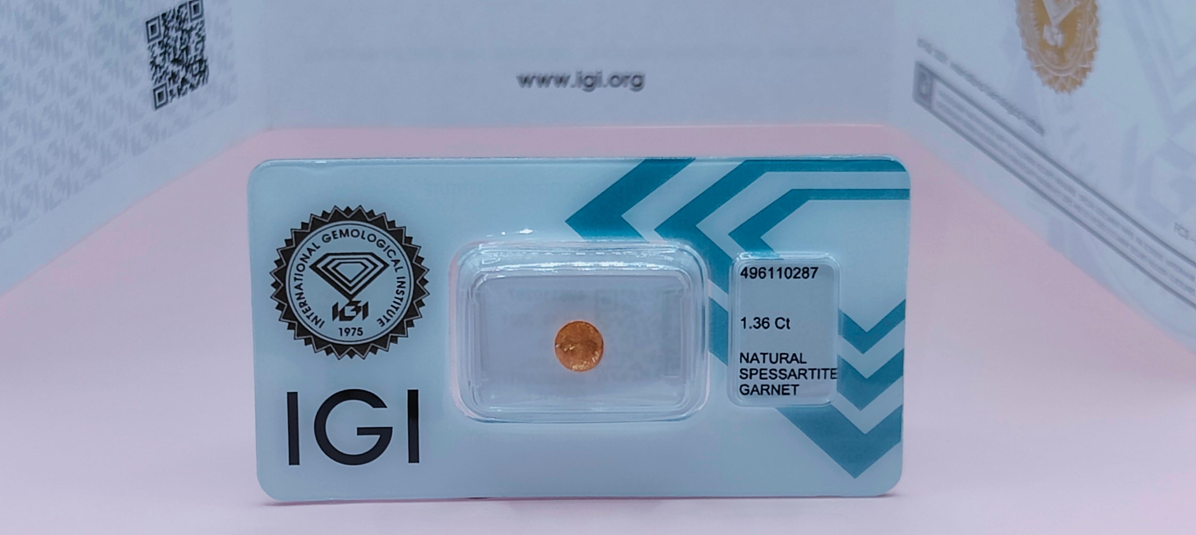 IGI Certified Natural Spessartite 'Mandarin' 1.36 Carat Gemstone For Sale 1