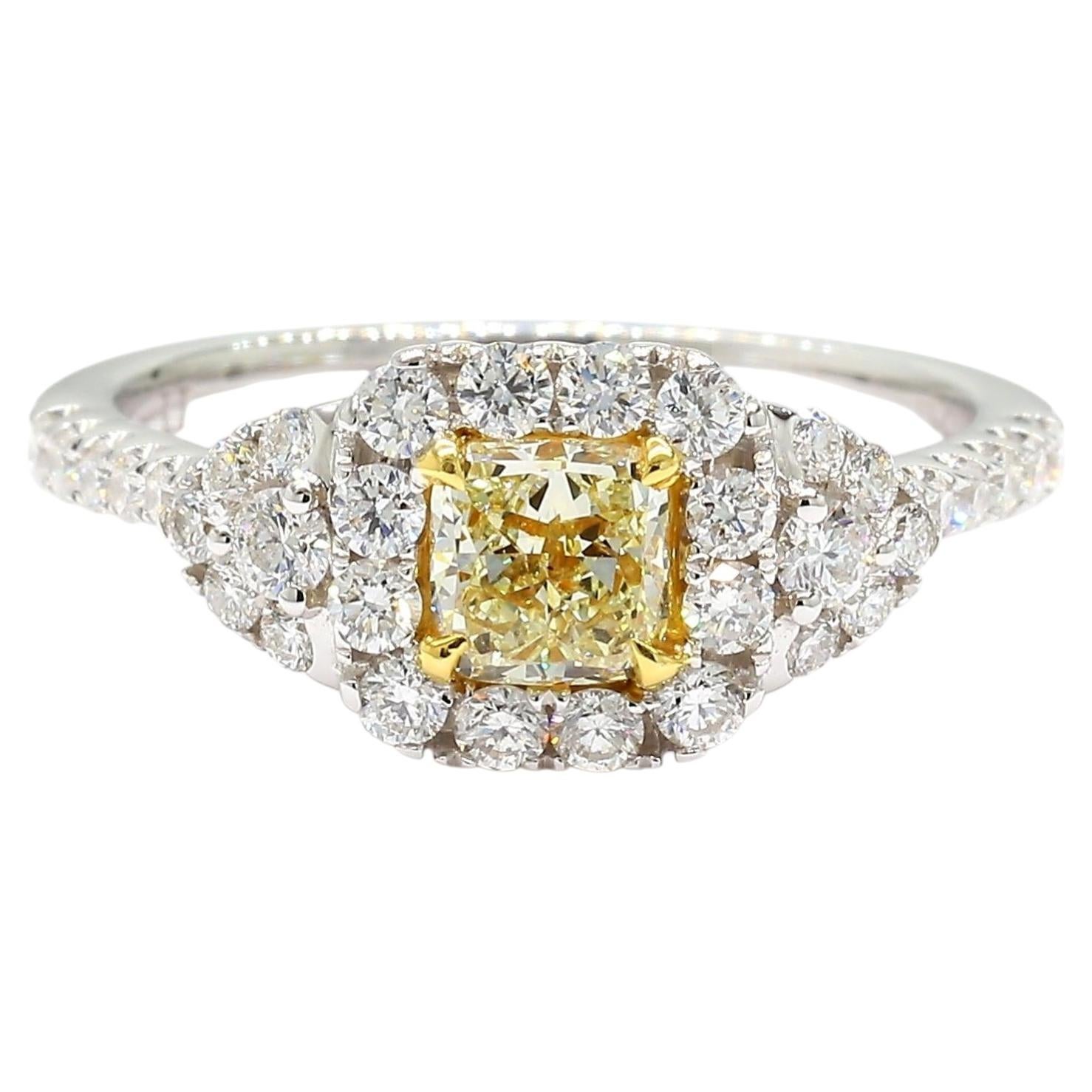 Bague en or certifiée IGI et ornée d'un diamant coussin jaune naturel de 1,17 carat TW