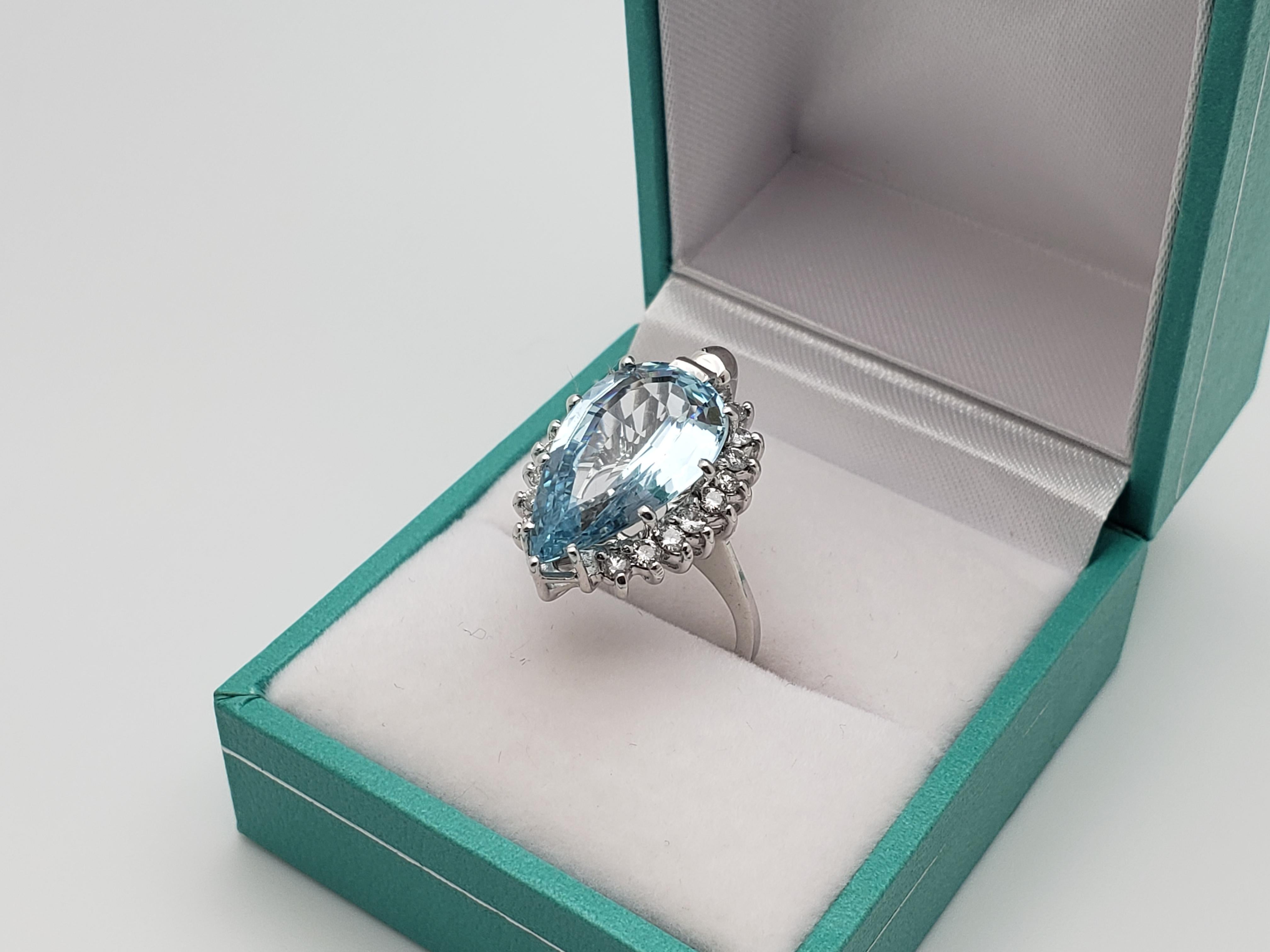 IGI zertifiziert Paolo Costagli 5,50 CT blau Aquamarin Diamant 14K Weißgold Ring (Tropfenschliff) im Angebot