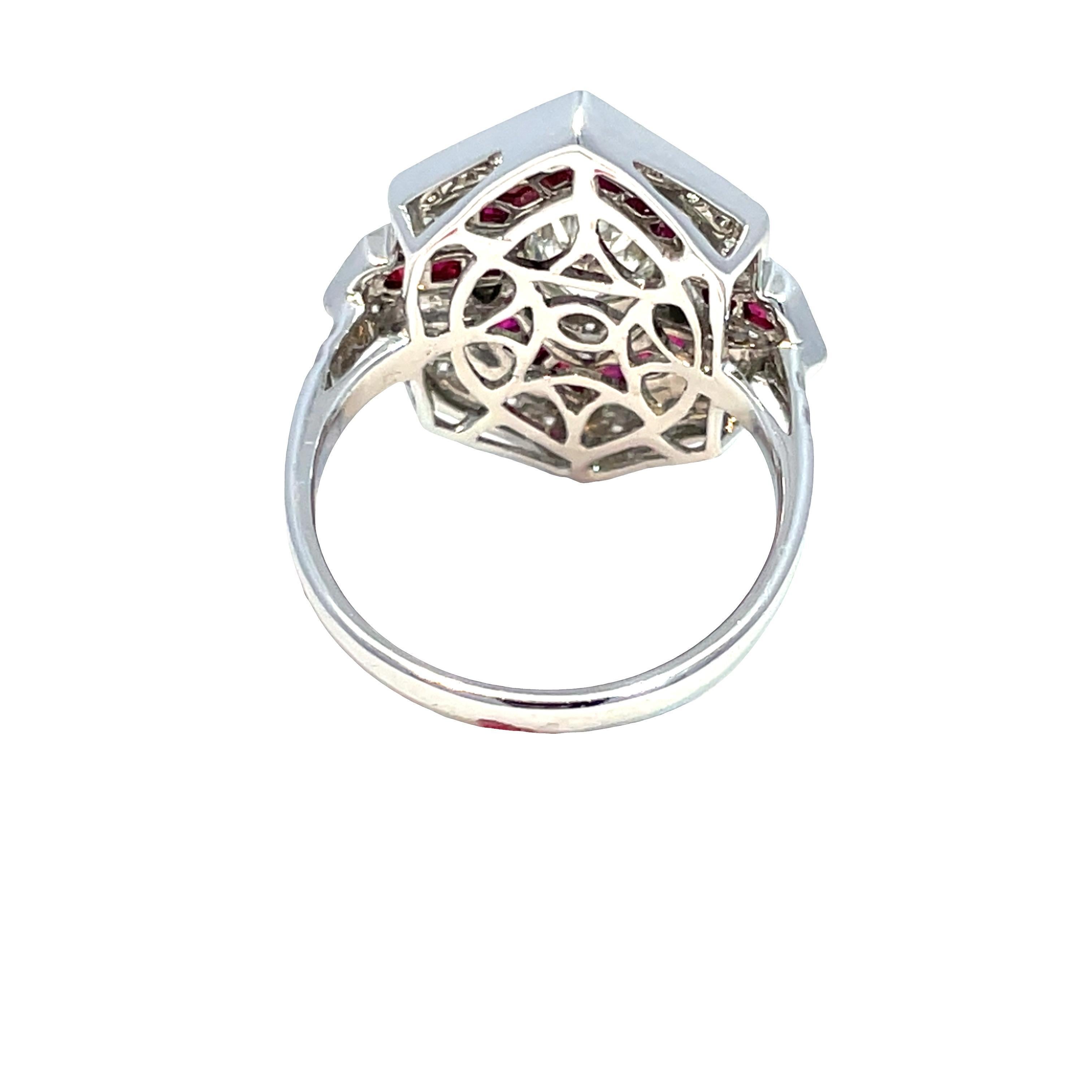 Women's or Men's IGI Certified Pear Diamond and Ruby 18k White Gold Ring For Sale