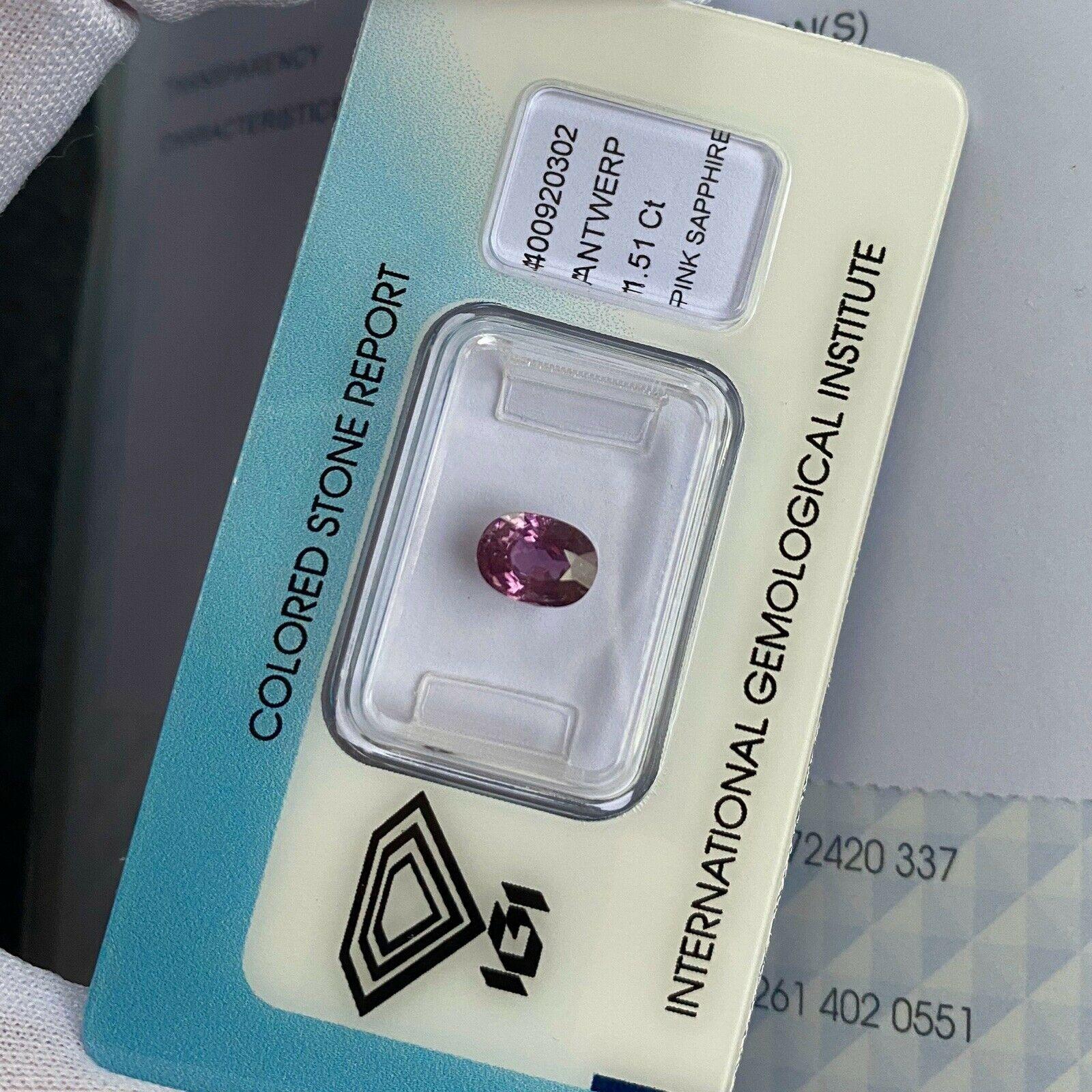 Natural untreated purplish pink sapphire.
1.51 carat stone, with an excellent oval cut.

Fully certified by IGI in Antwerp, one of their best and most well equipped gem labs.

This sapphire has a beautiful and bright colour.

Also totally untreated,