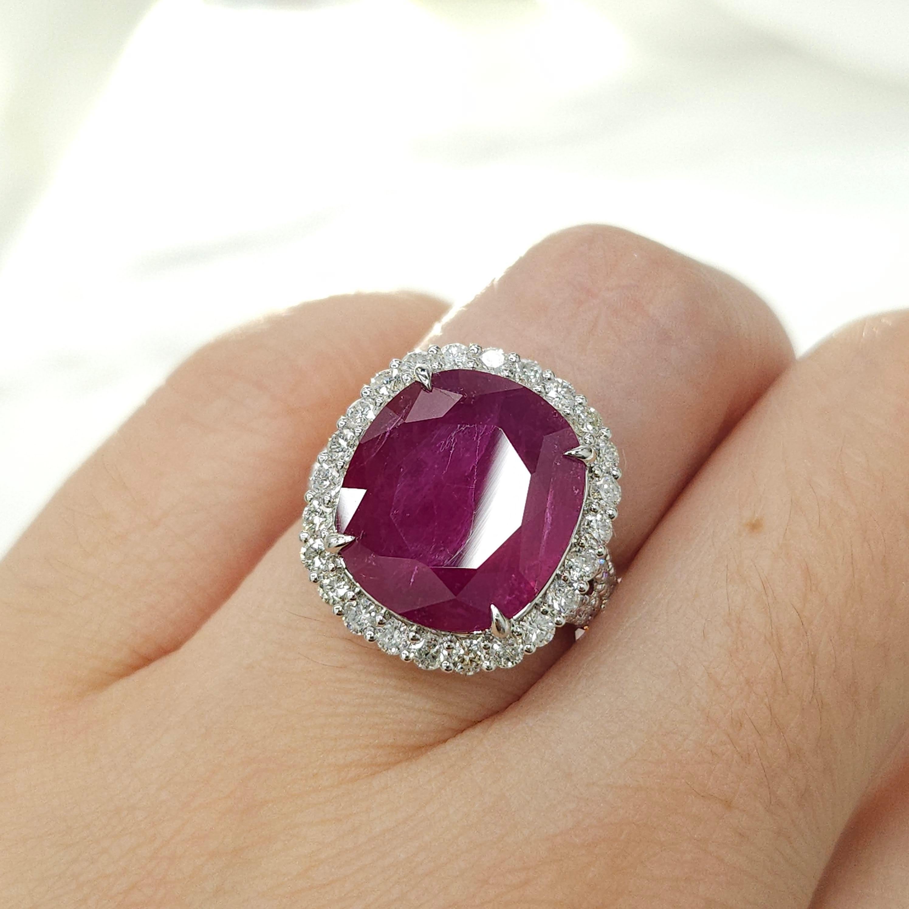 IGI Certified Rare 11.96 Carat Ruby & Diamond Ring in 18K White Gold For Sale 2