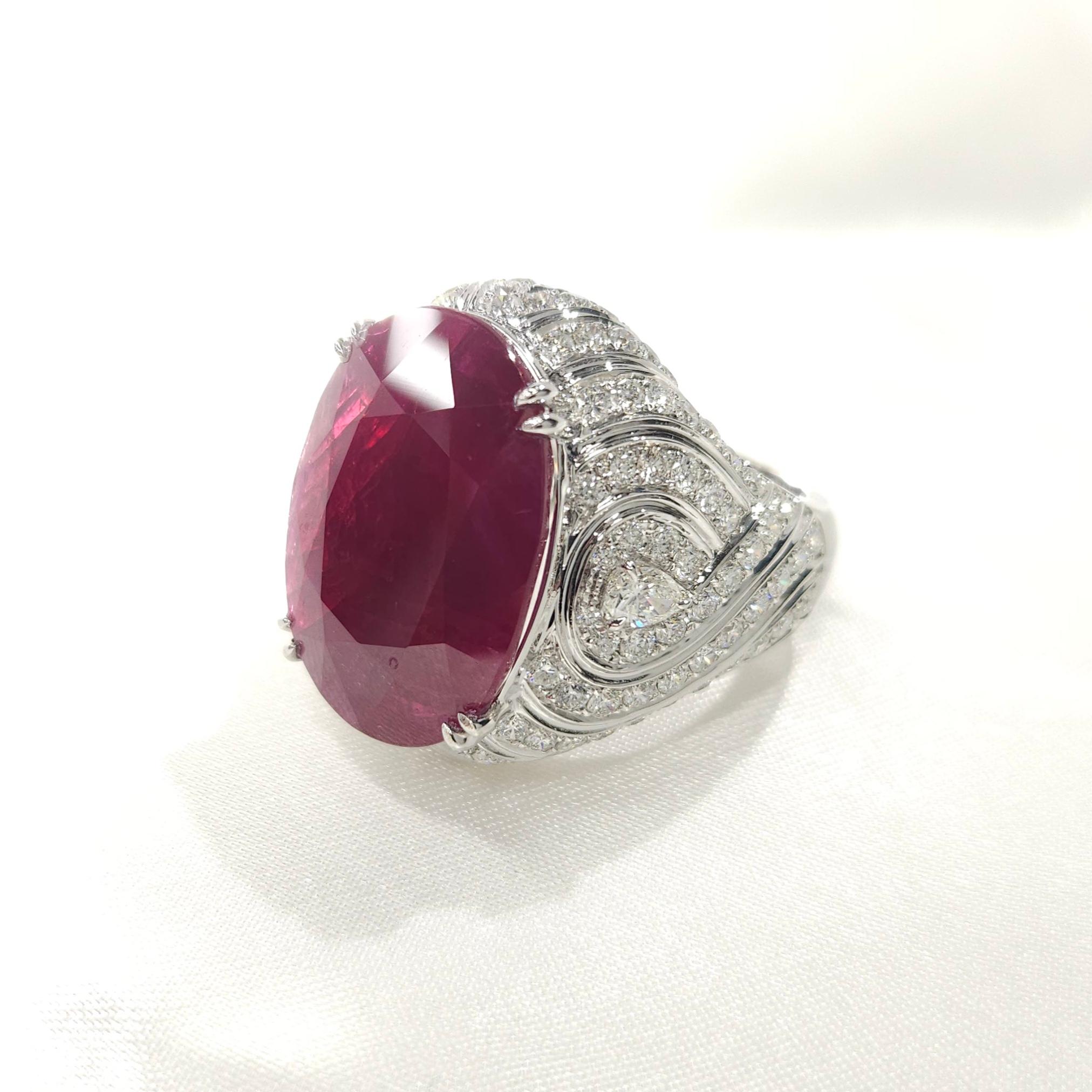 IGI Certified Rare 25.49 Carat Burma Ruby & Diamond Ring in 18K White Gold For Sale 8