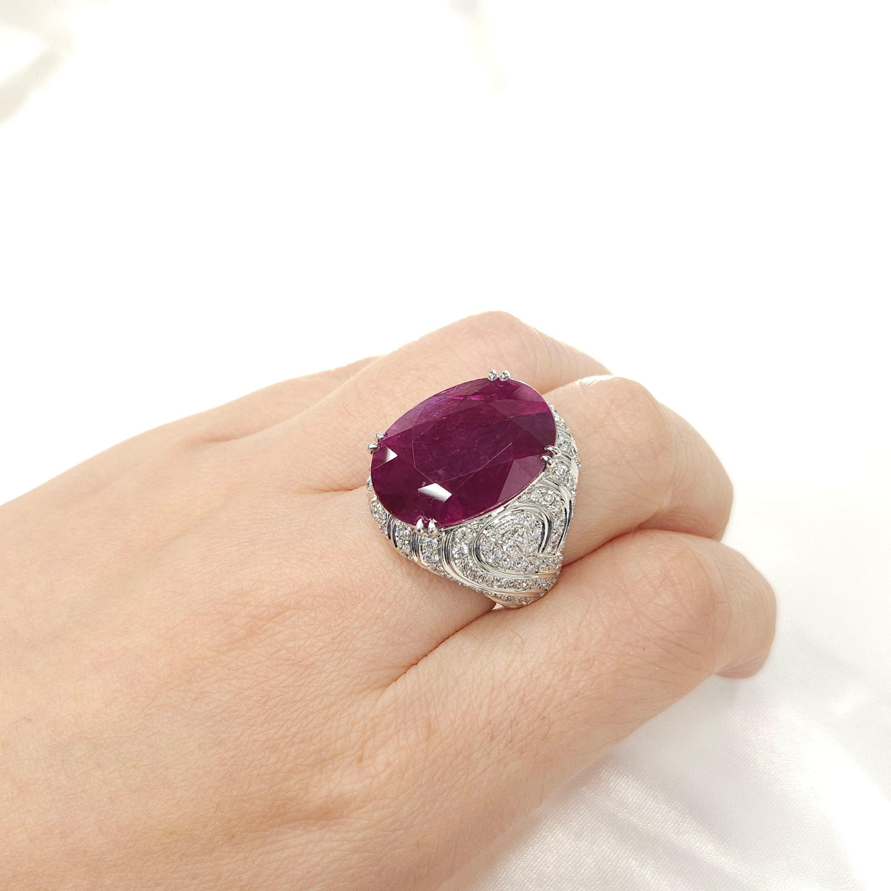 IGI Certified Rare 25.49 Carat Burma Ruby & Diamond Ring in 18K White Gold For Sale 10