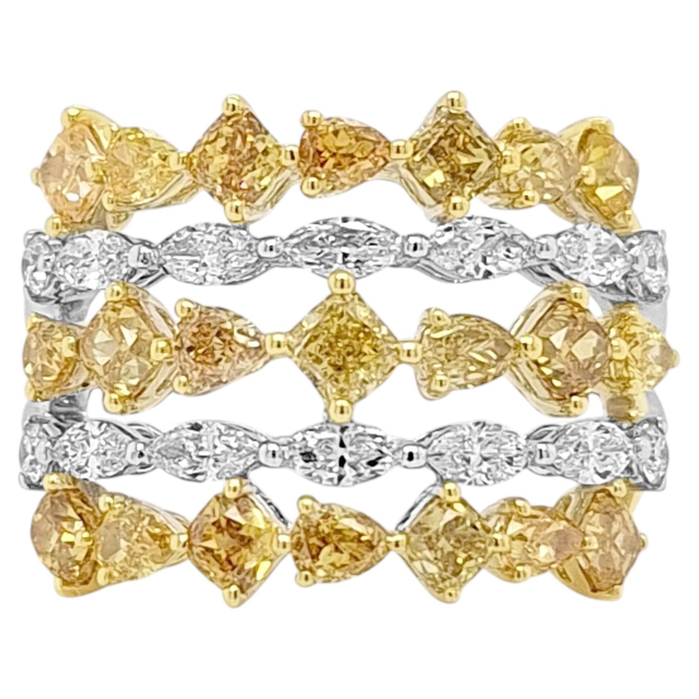 Bague certifiée IGI avec diamants naturels de couleur fantaisie, en or 18 carats en vente