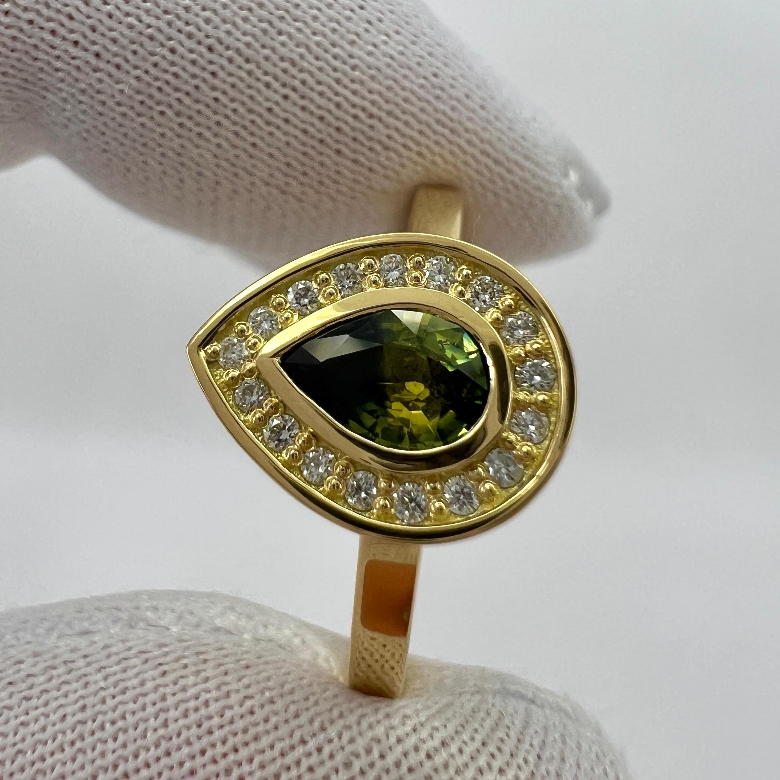 IGI Certified Unique Bi Colour Sapphire & Diamond 18k Yellow Gold Halo Ring 4