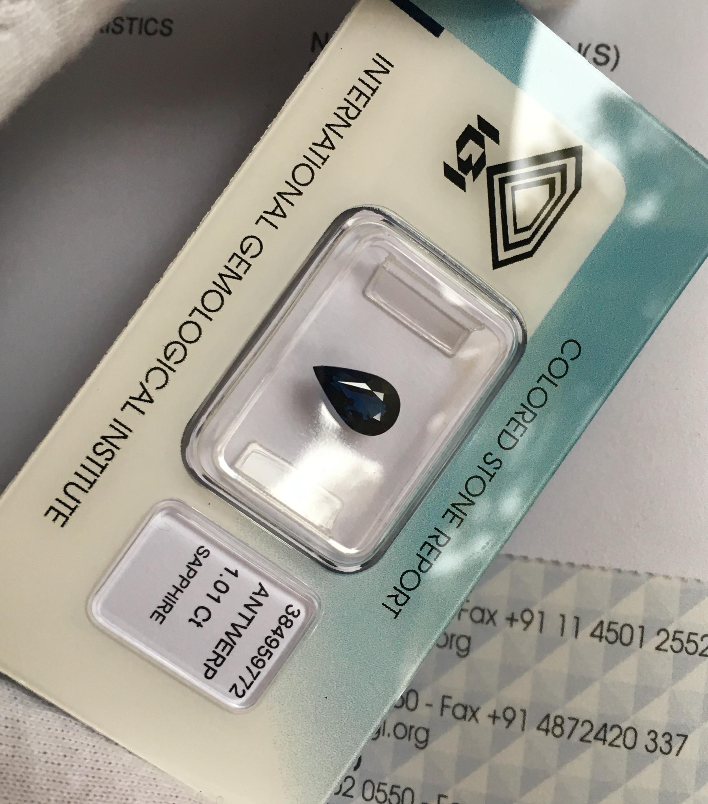 IGI Certified Untreated Deep Blue Sapphire 1.01 Carat Pear Teardrop Cut Gem In New Condition In Birmingham, GB