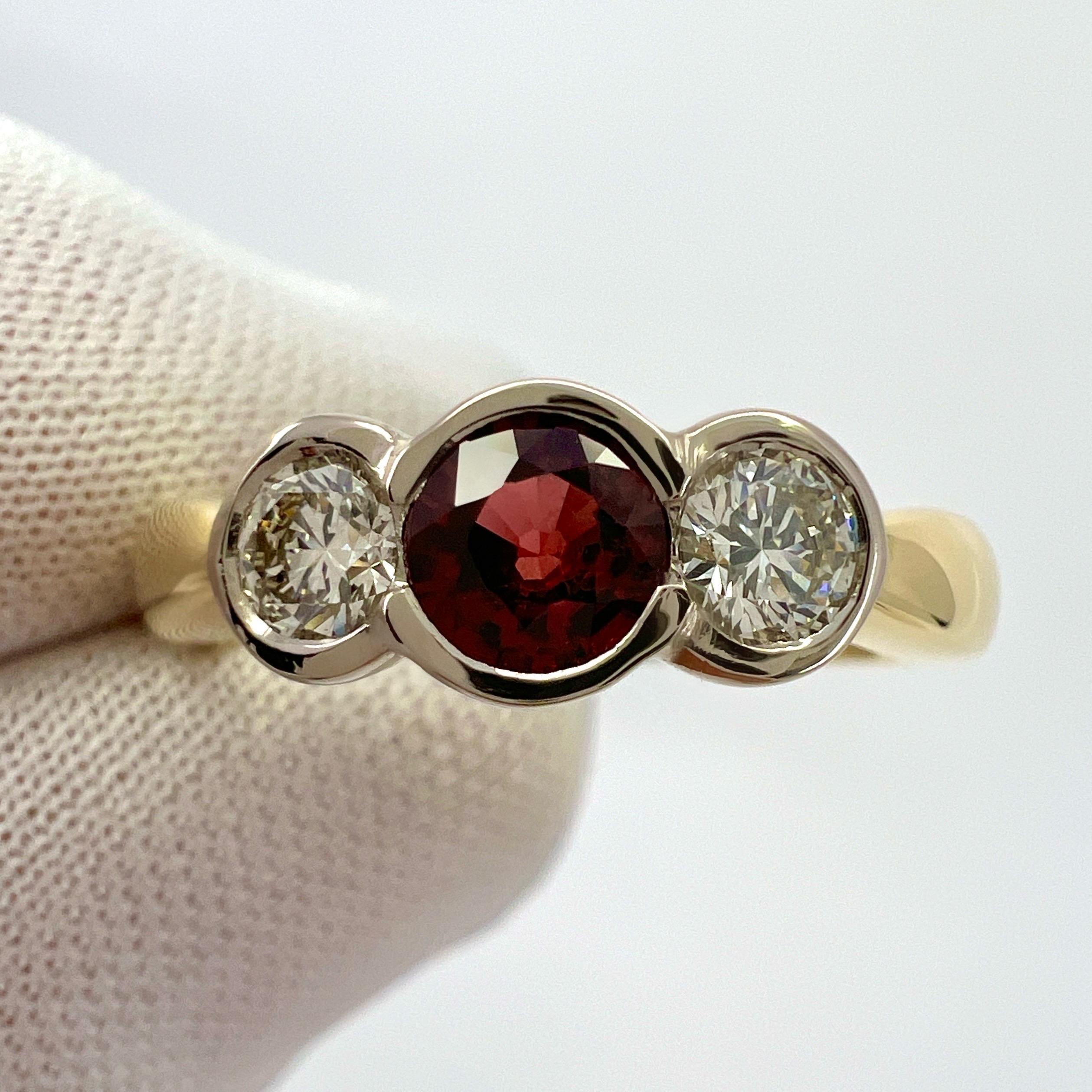 Round Cut IGI Certified Untreated Ruby And Diamond 18k Gold Three Stone Bezel Rubover Ring For Sale