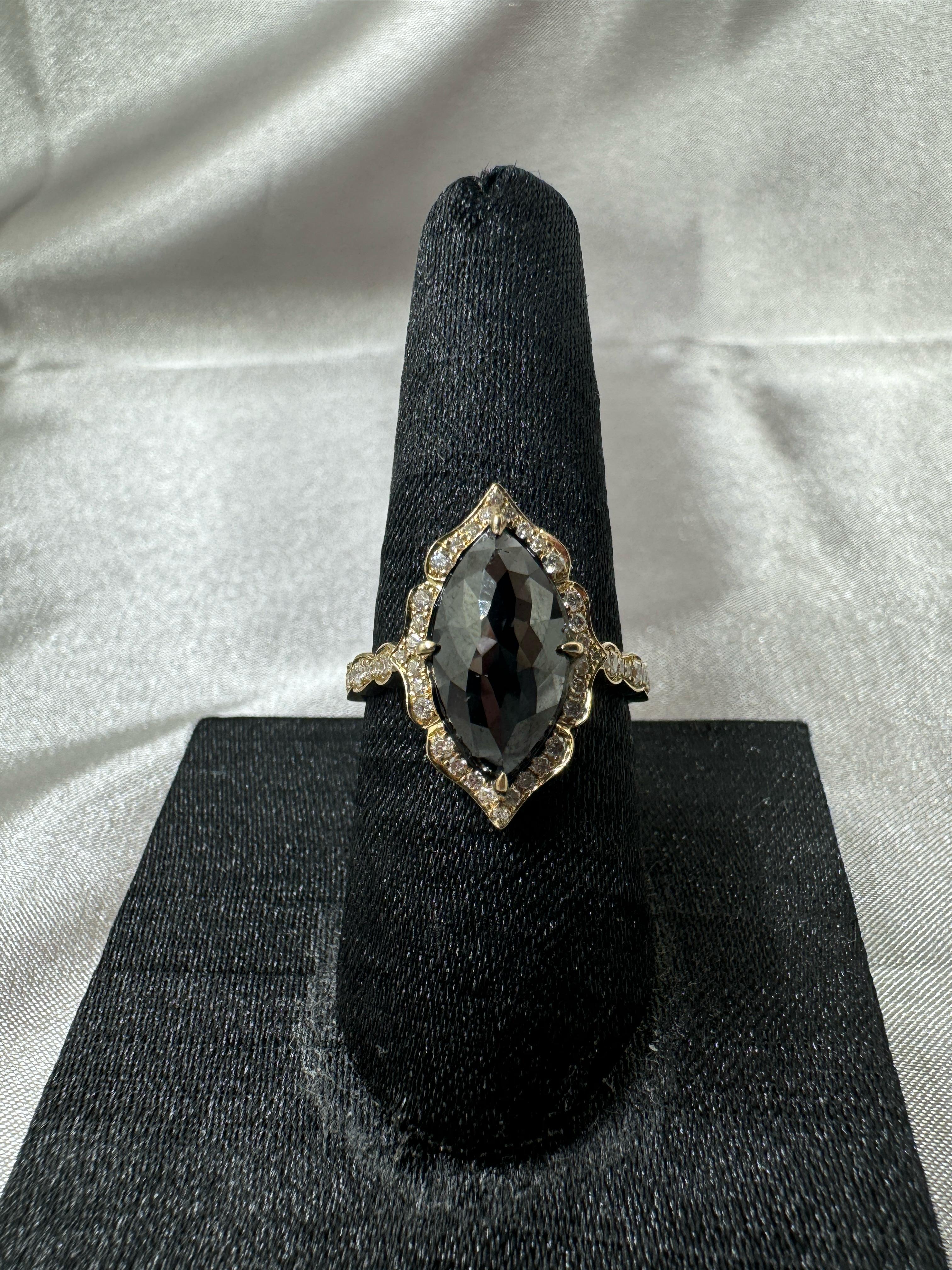 IGI CERTIFIED Vintage 3.63 Carat Black Diamond Ring in 14 Karat Yellow Gold For Sale 1