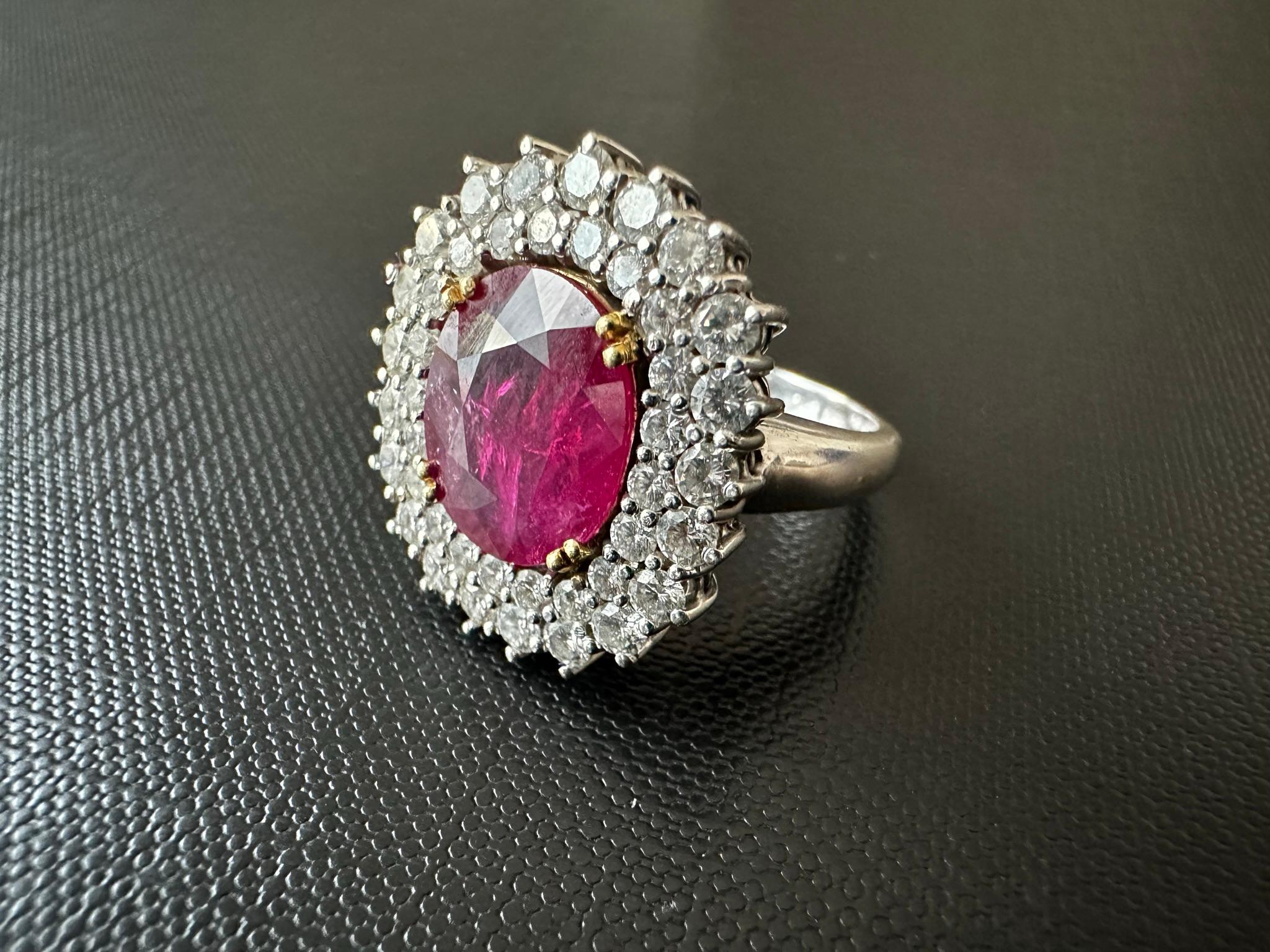 Women's IGI Certified White Gold Diamonds and 3.40ct Ruby Cocktail Ring  For Sale