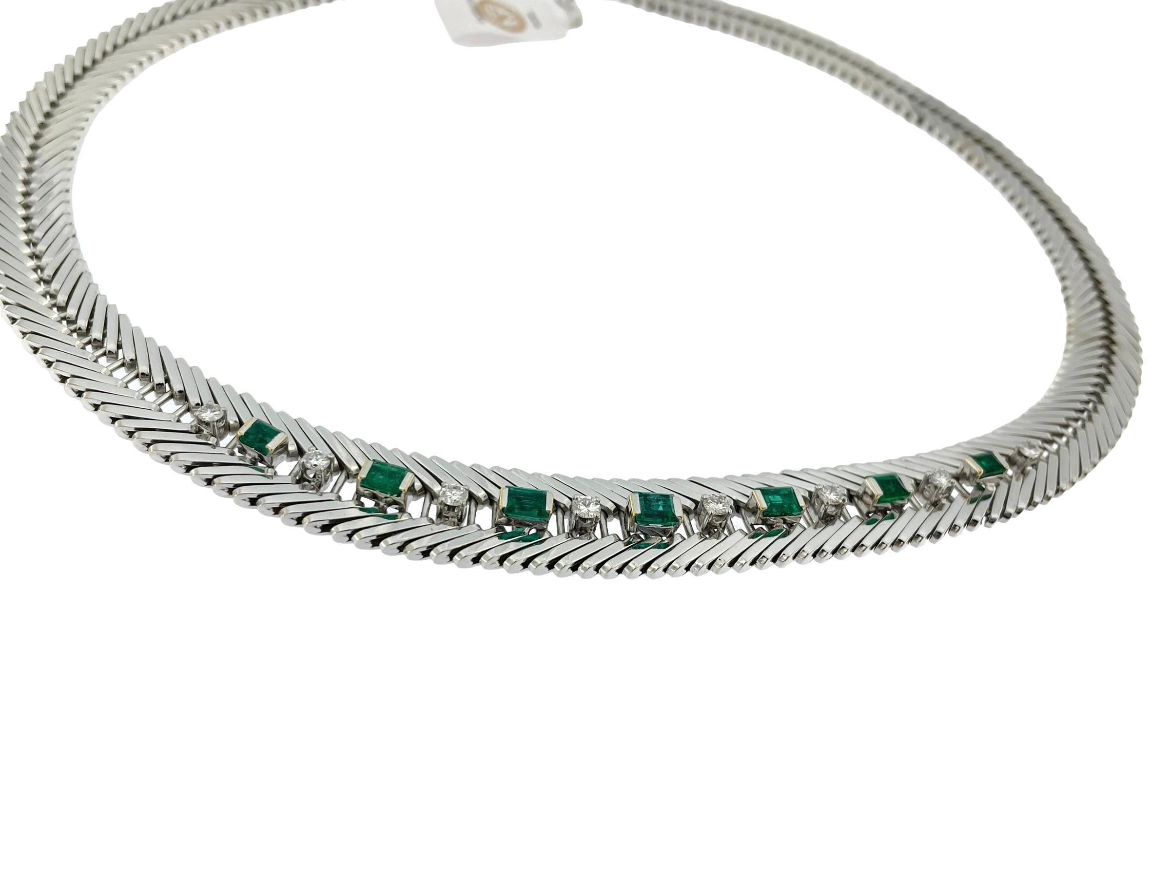 Mixed Cut IGI Certified White Gold Diamonds and Emeralds Italian Choker Necklace For Sale