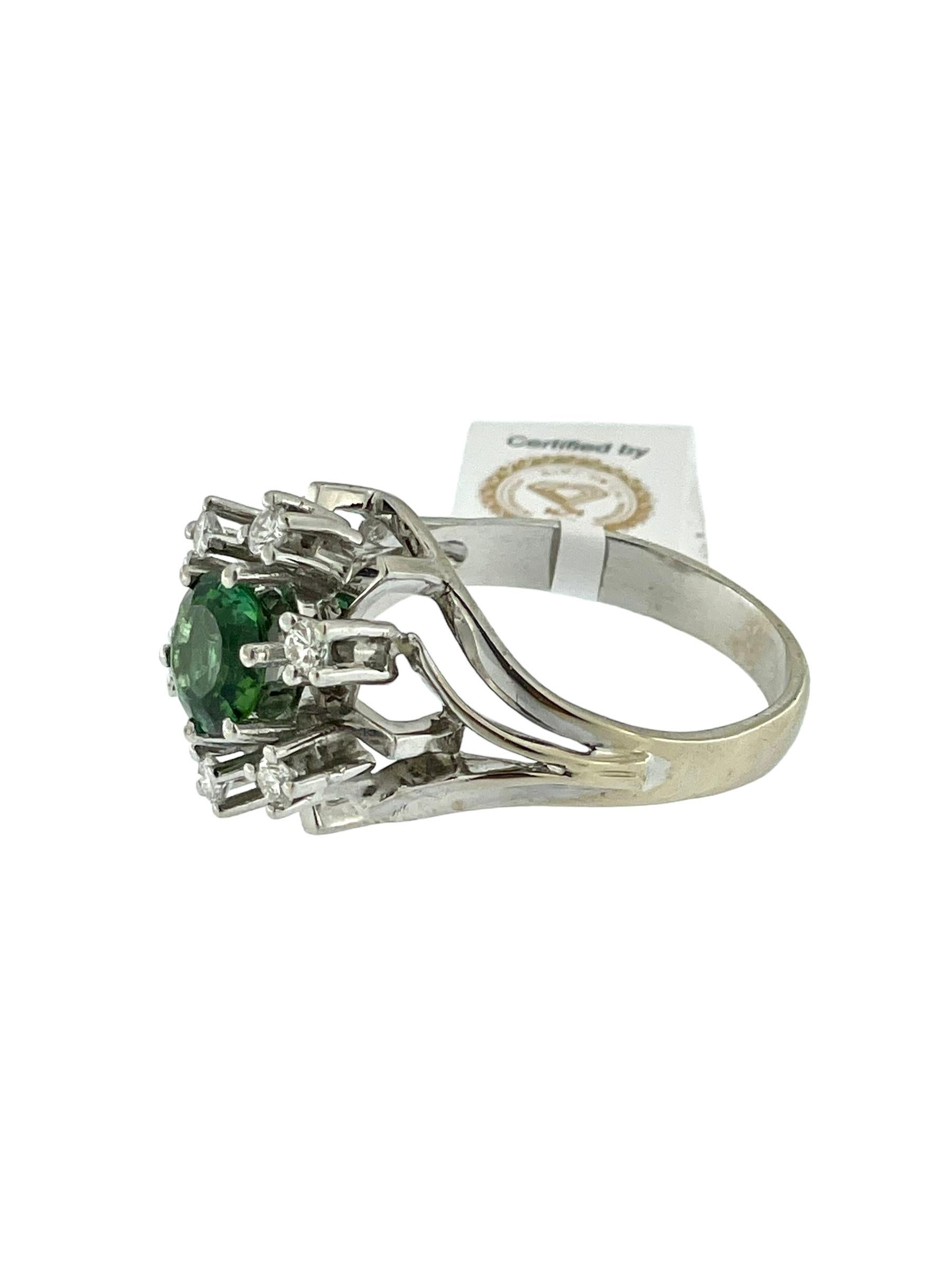IGI Certified White Gold Ring with Verdelite Tourmaline and Diamonds For Sale 1