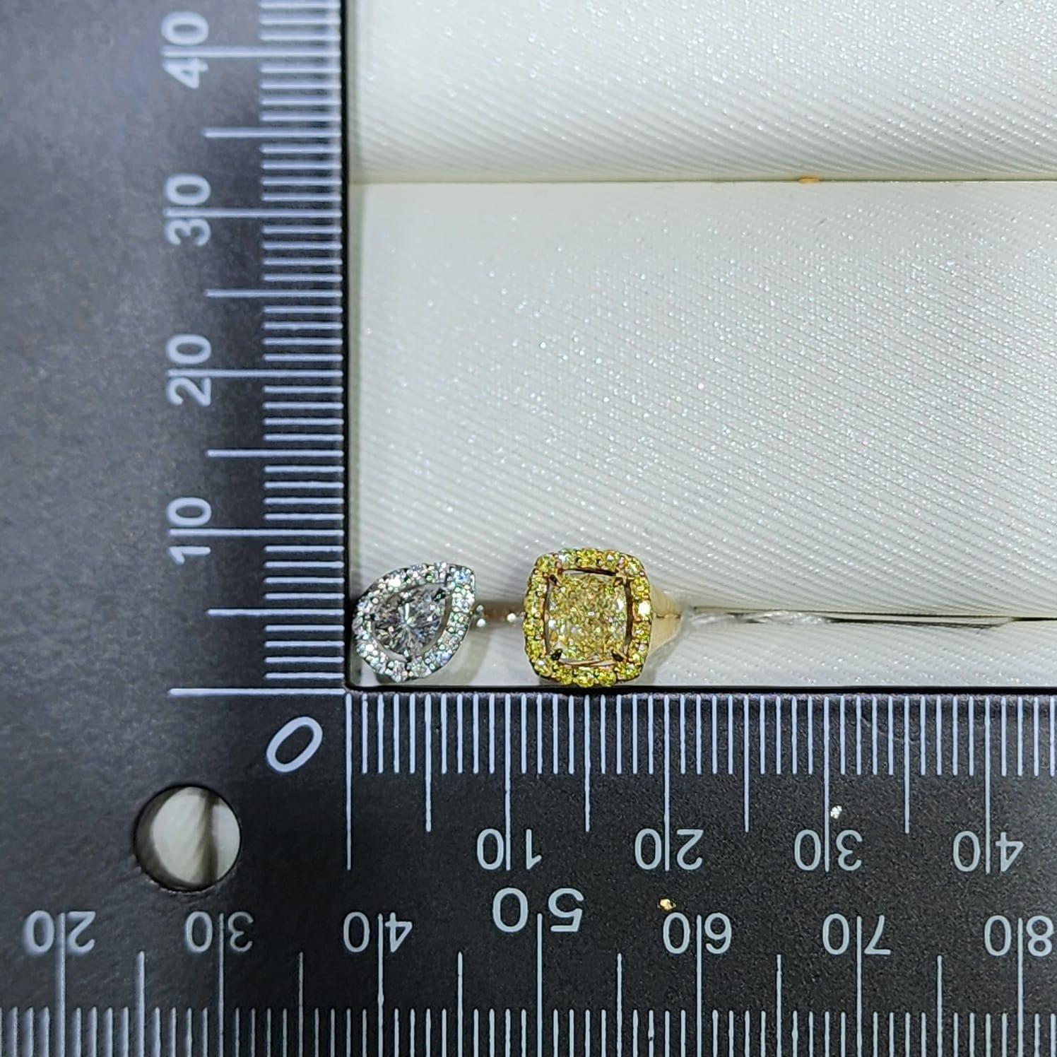 IGI CERTIFIED Yellow Cushion Diamond and Pear Diamond Toi Et Moi Ring in 18k  For Sale 4